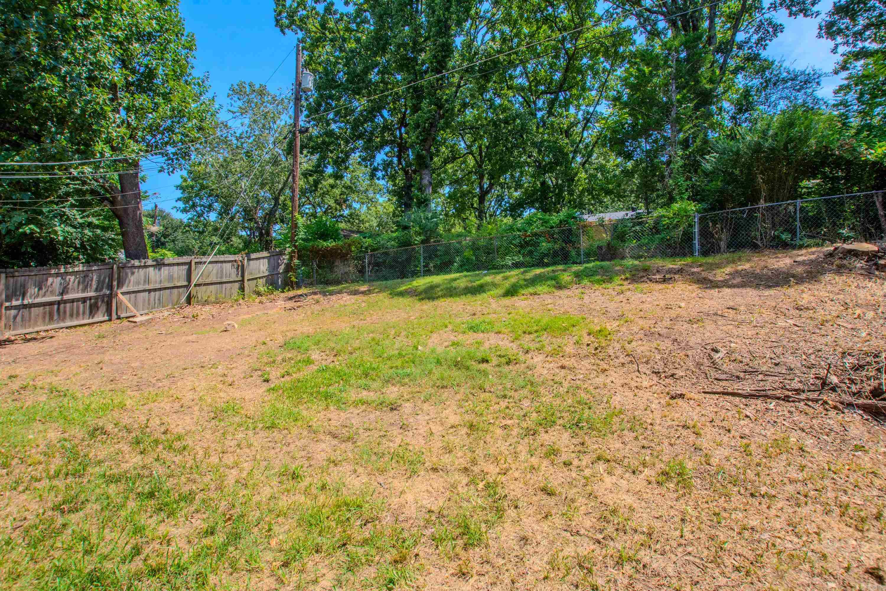 4930 Oaklawn Dr.