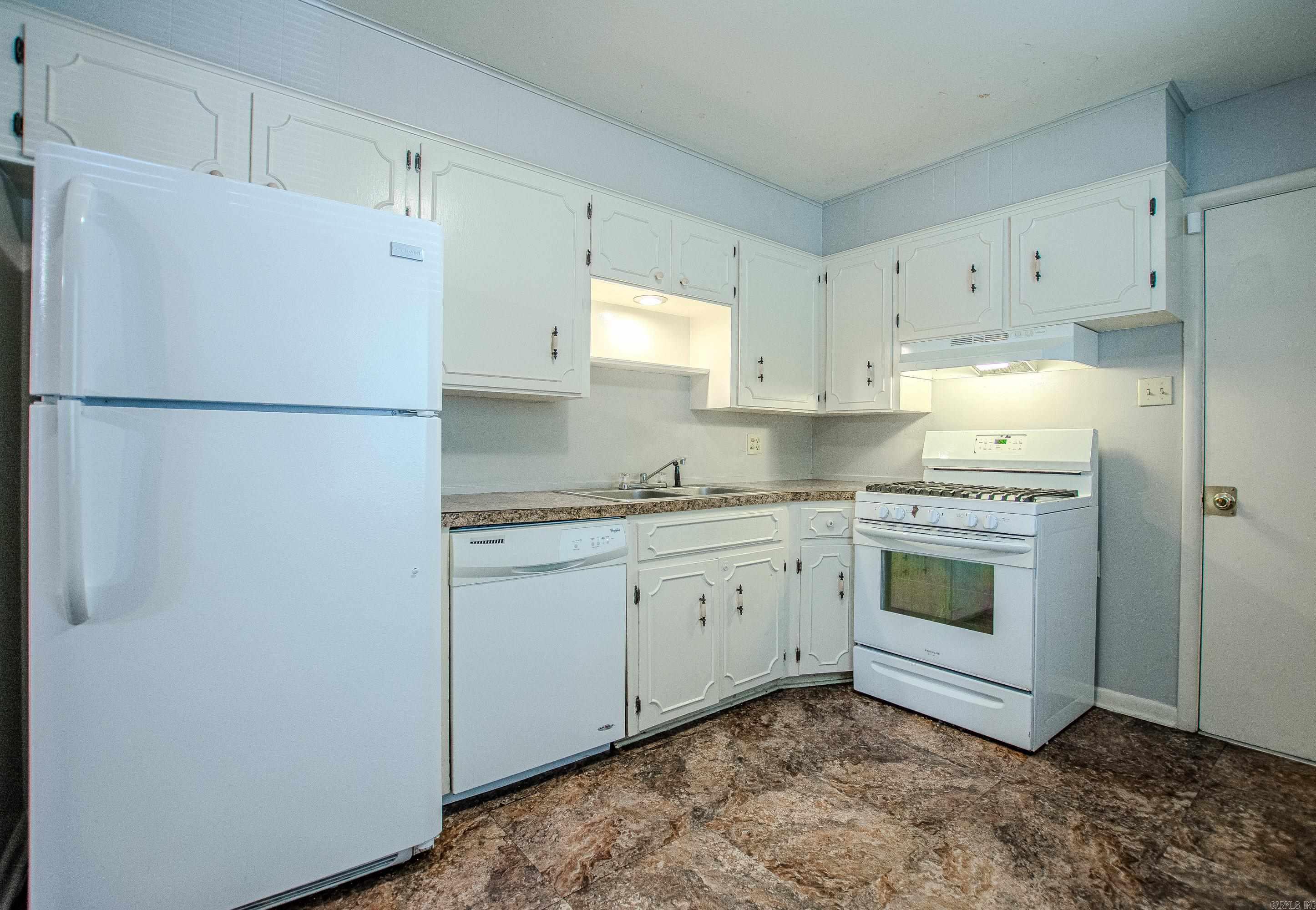 4930 Oaklawn Dr.