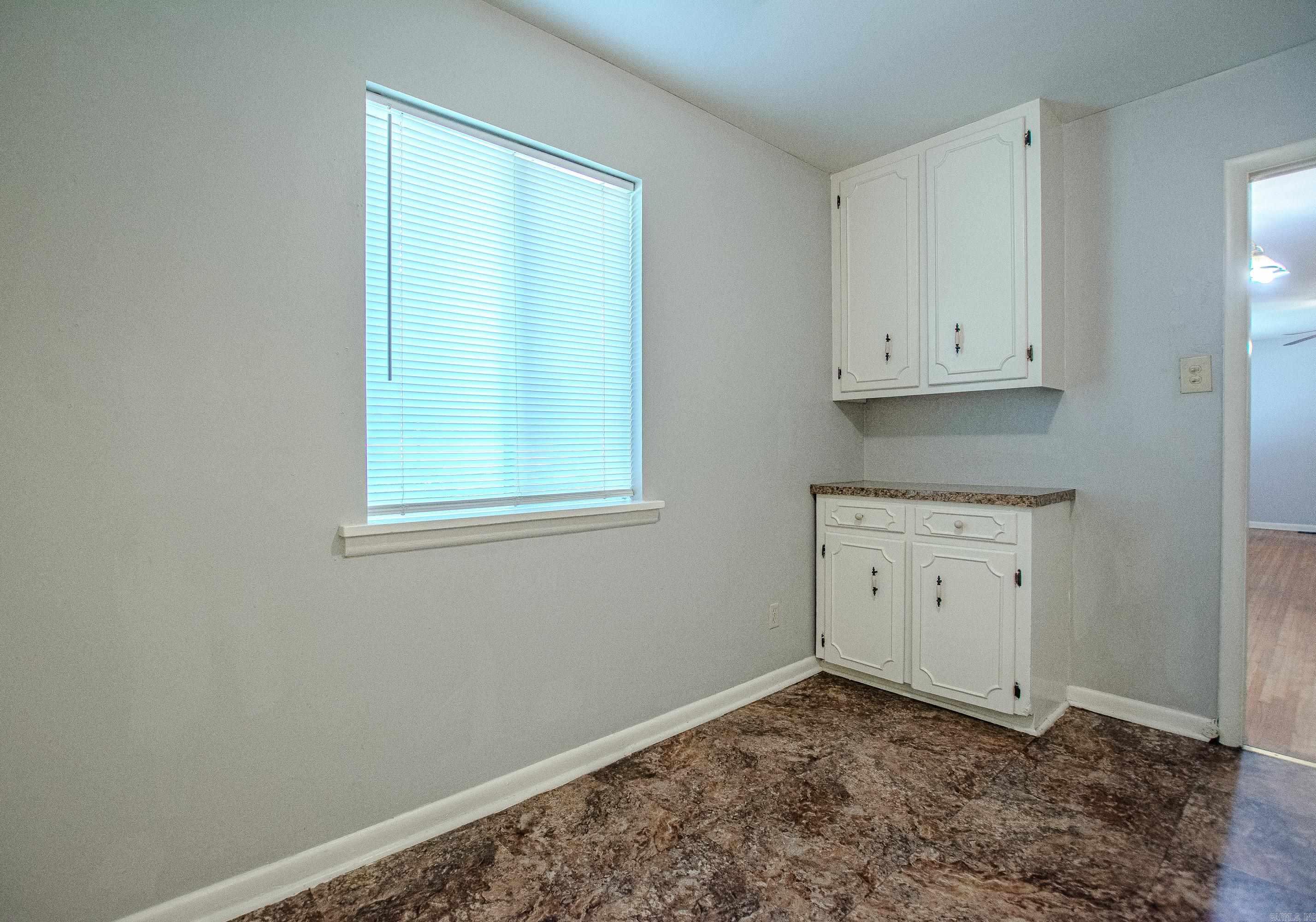 4930 Oaklawn Dr.