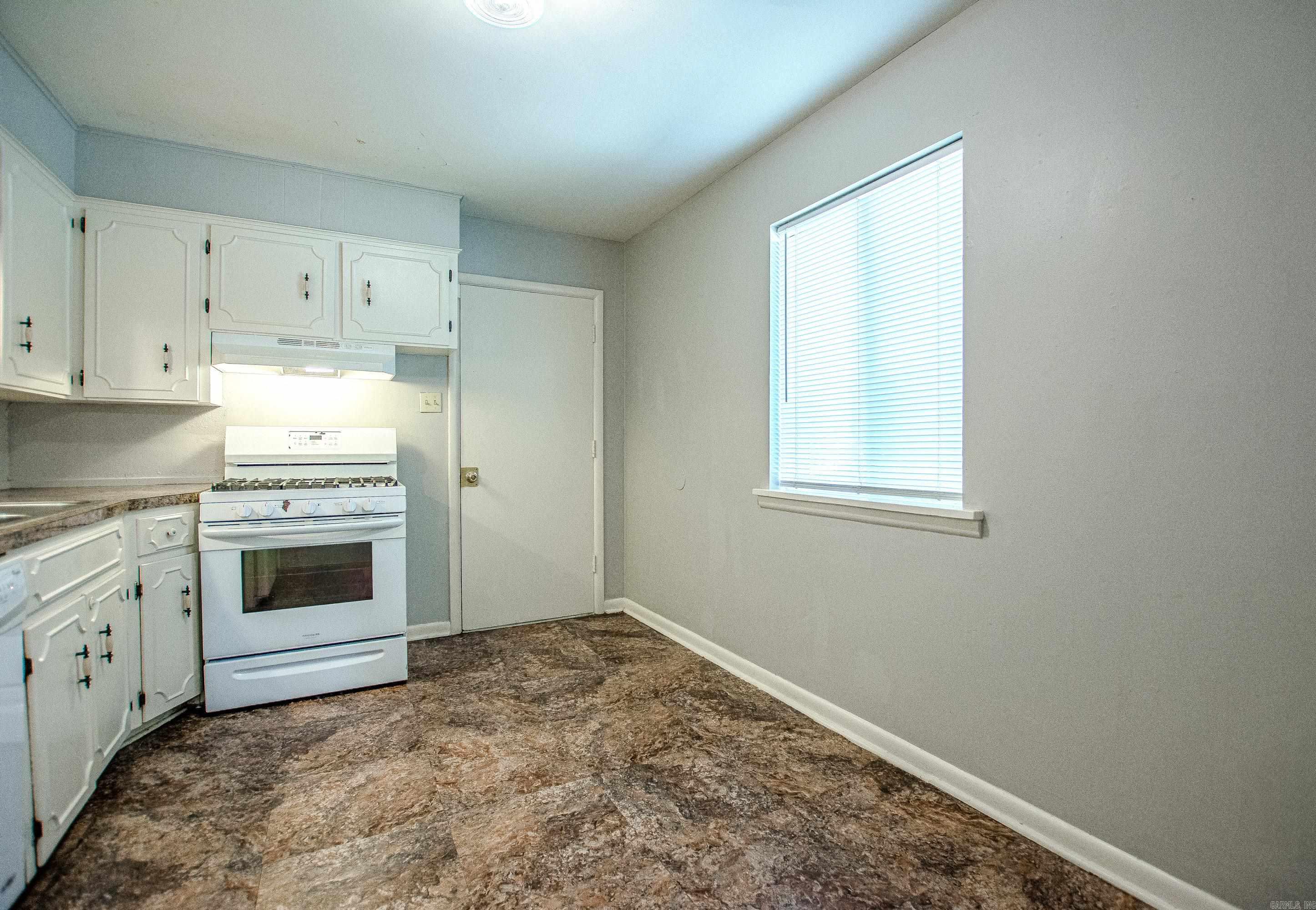 4930 Oaklawn Dr.