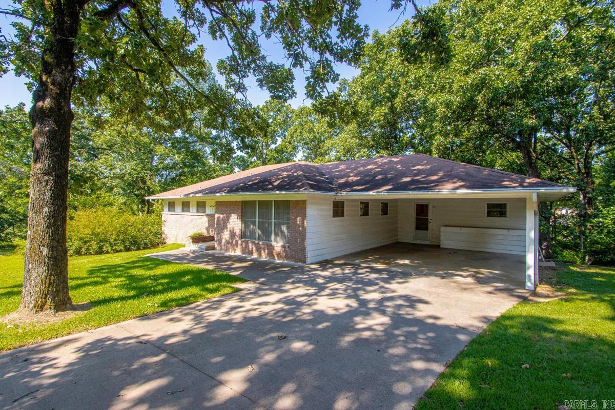 27 Wesley Drive
