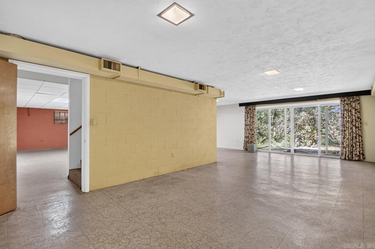 27 Wesley Drive