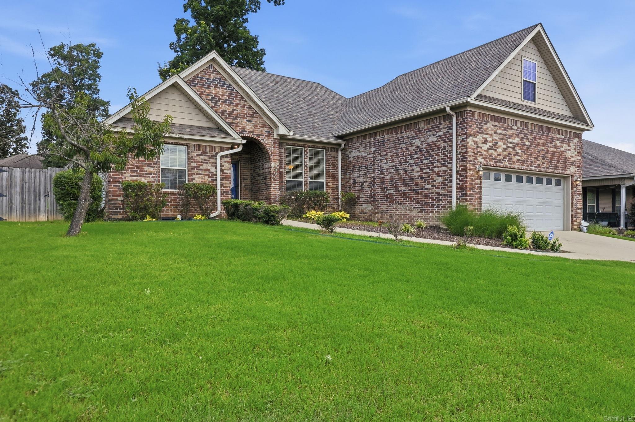 5400 Glenn Cove