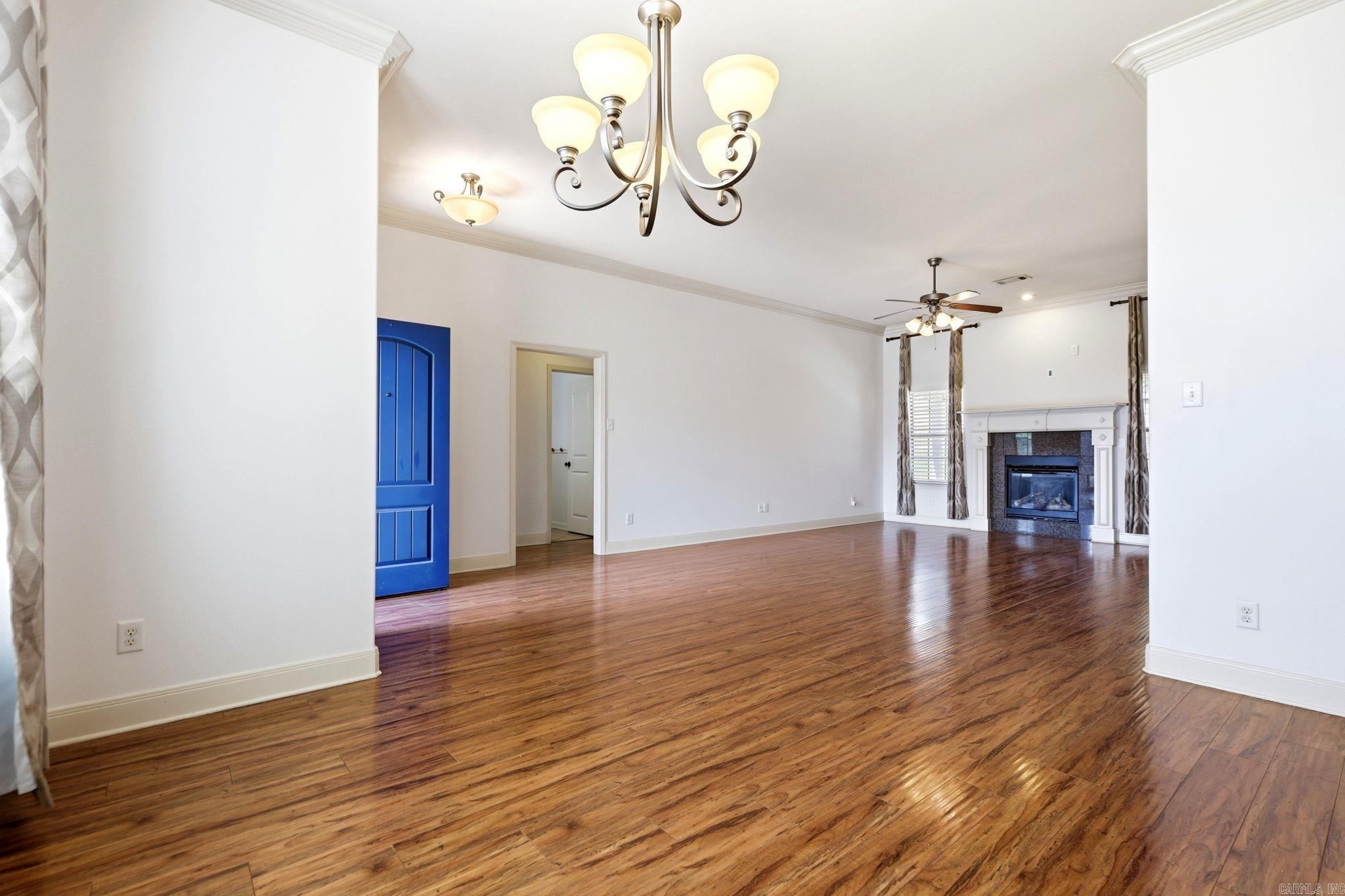 5400 Glenn Cove