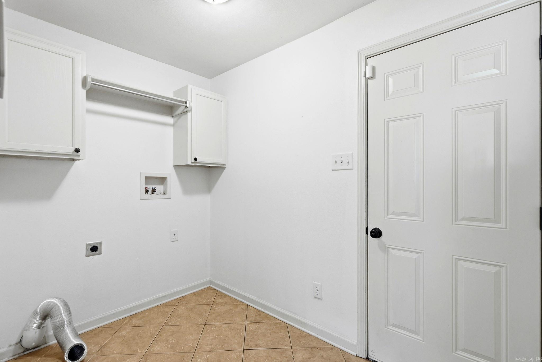 5400 Glenn Cove