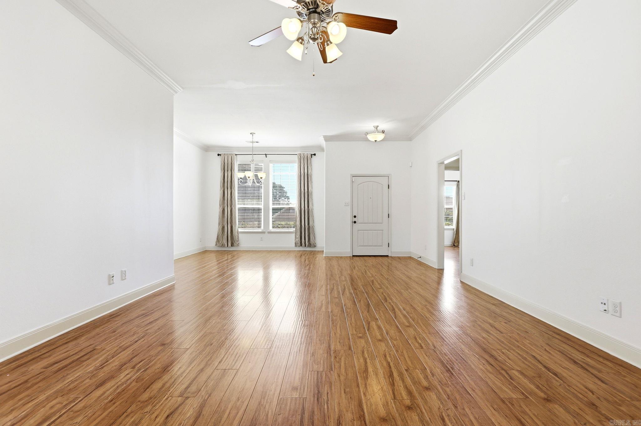 5400 Glenn Cove