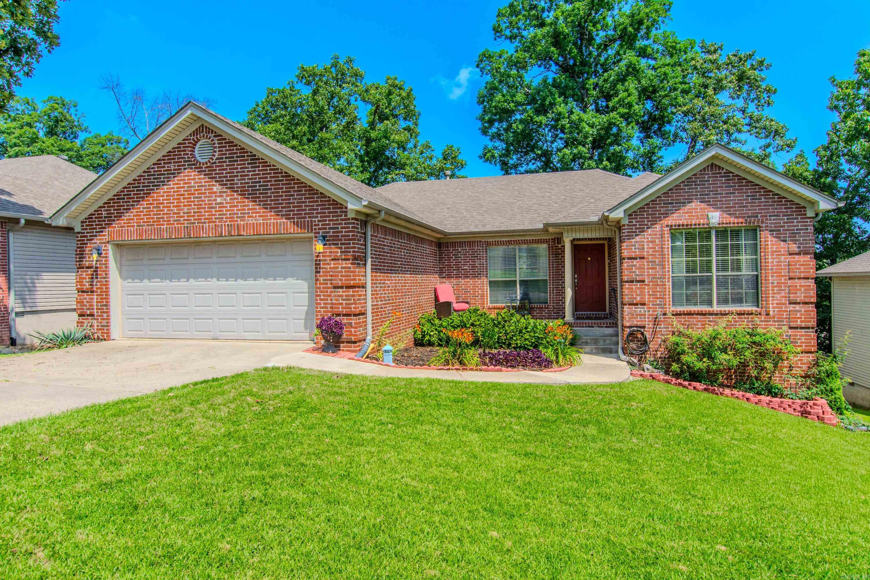 3044 Woodruff Creek Drive