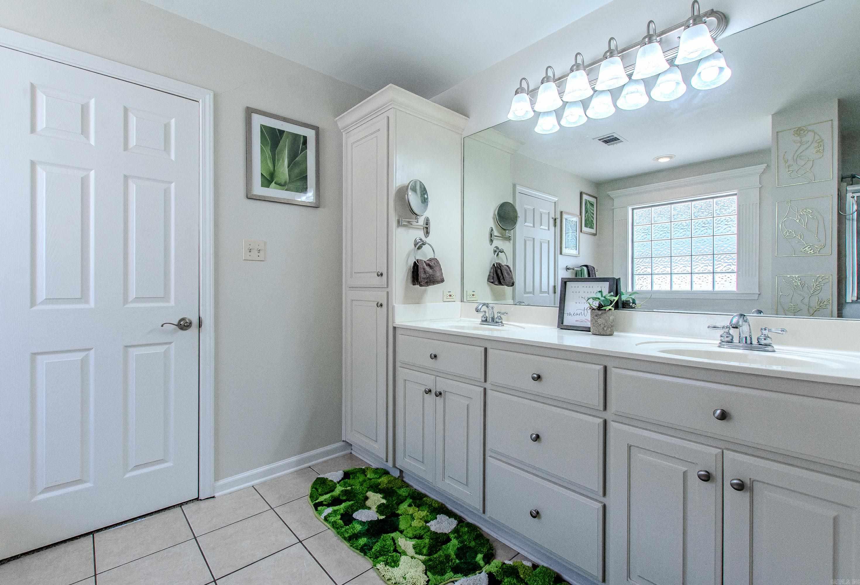 3044 Woodruff Creek Drive