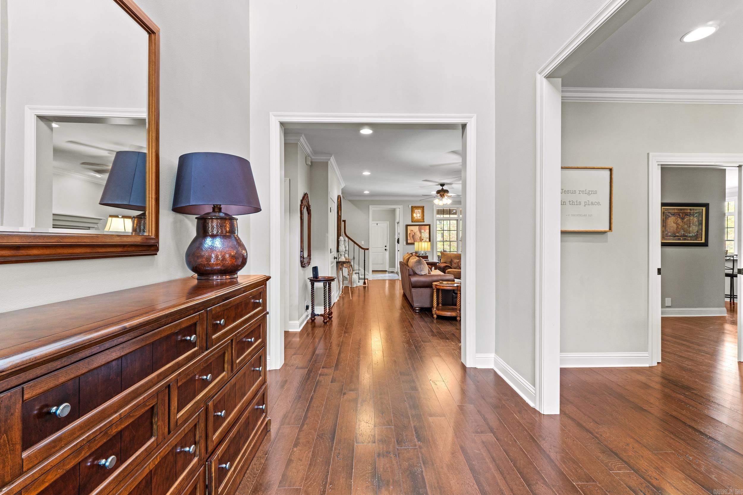 1919 Tudor Loop