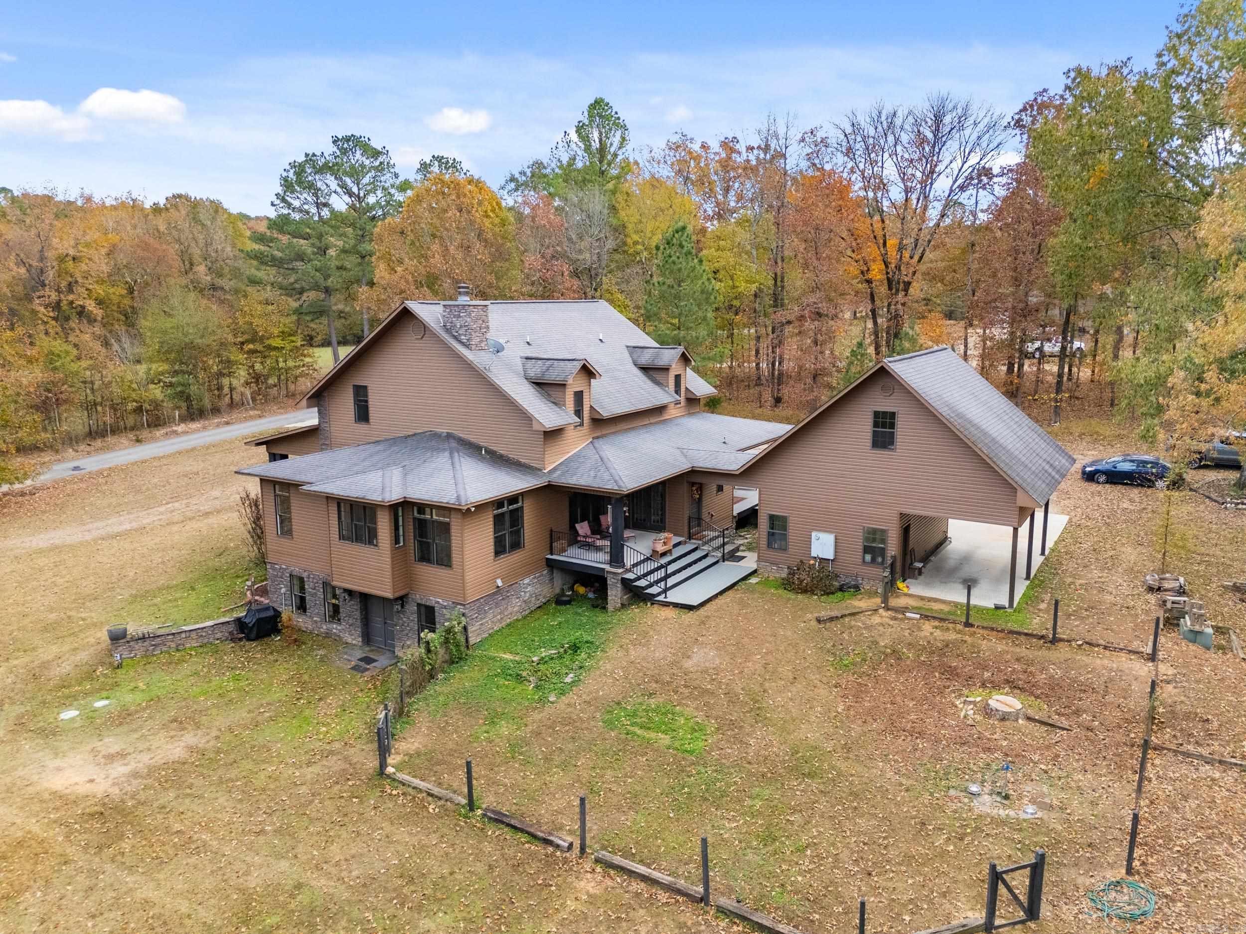 1919 Tudor Loop