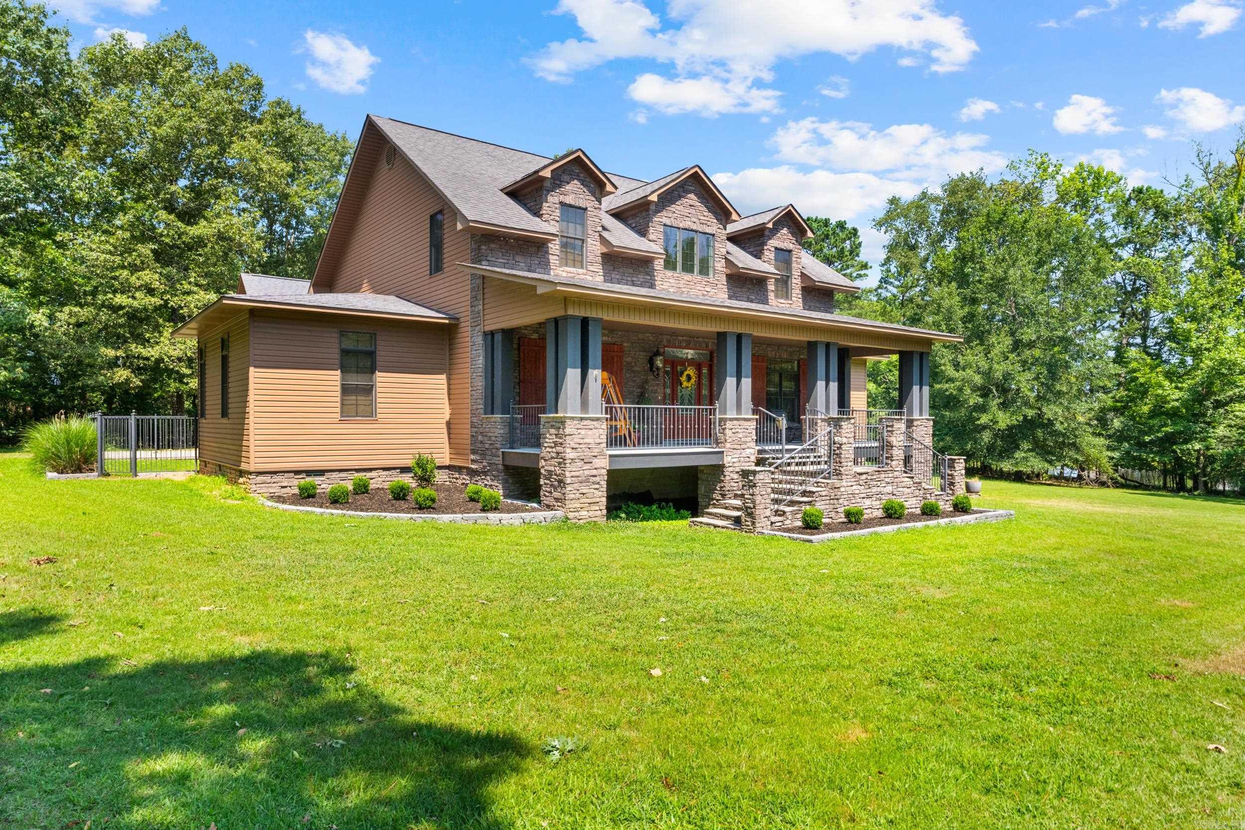 1919 Tudor Loop