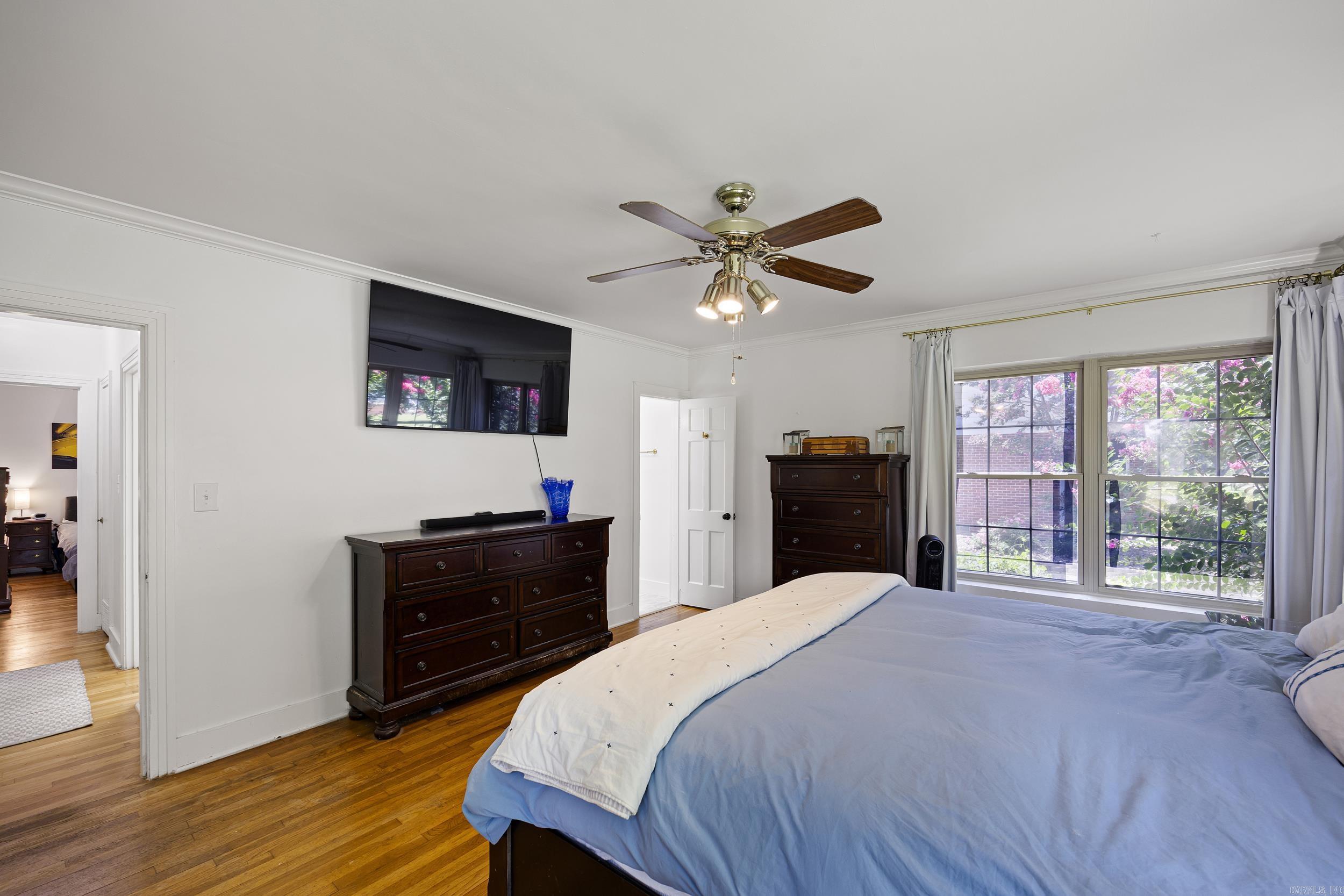 201 W 8Th St