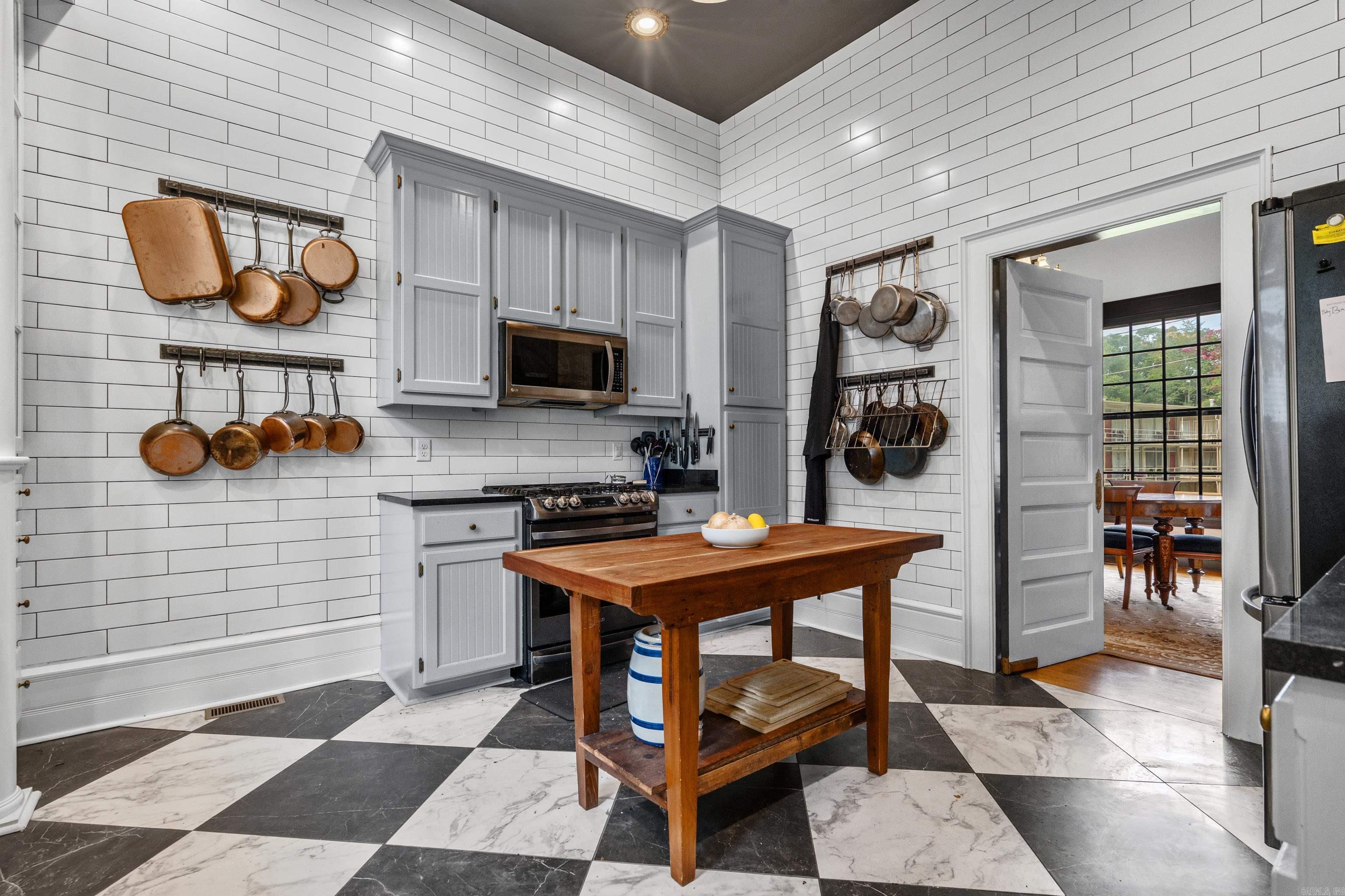 492 Prospect Avenue