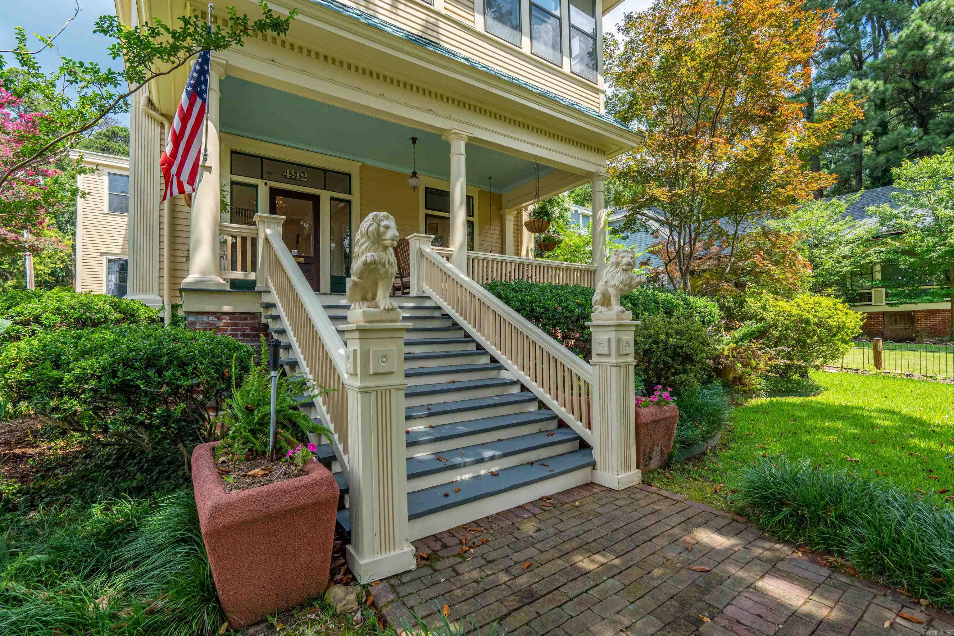 492 Prospect Avenue