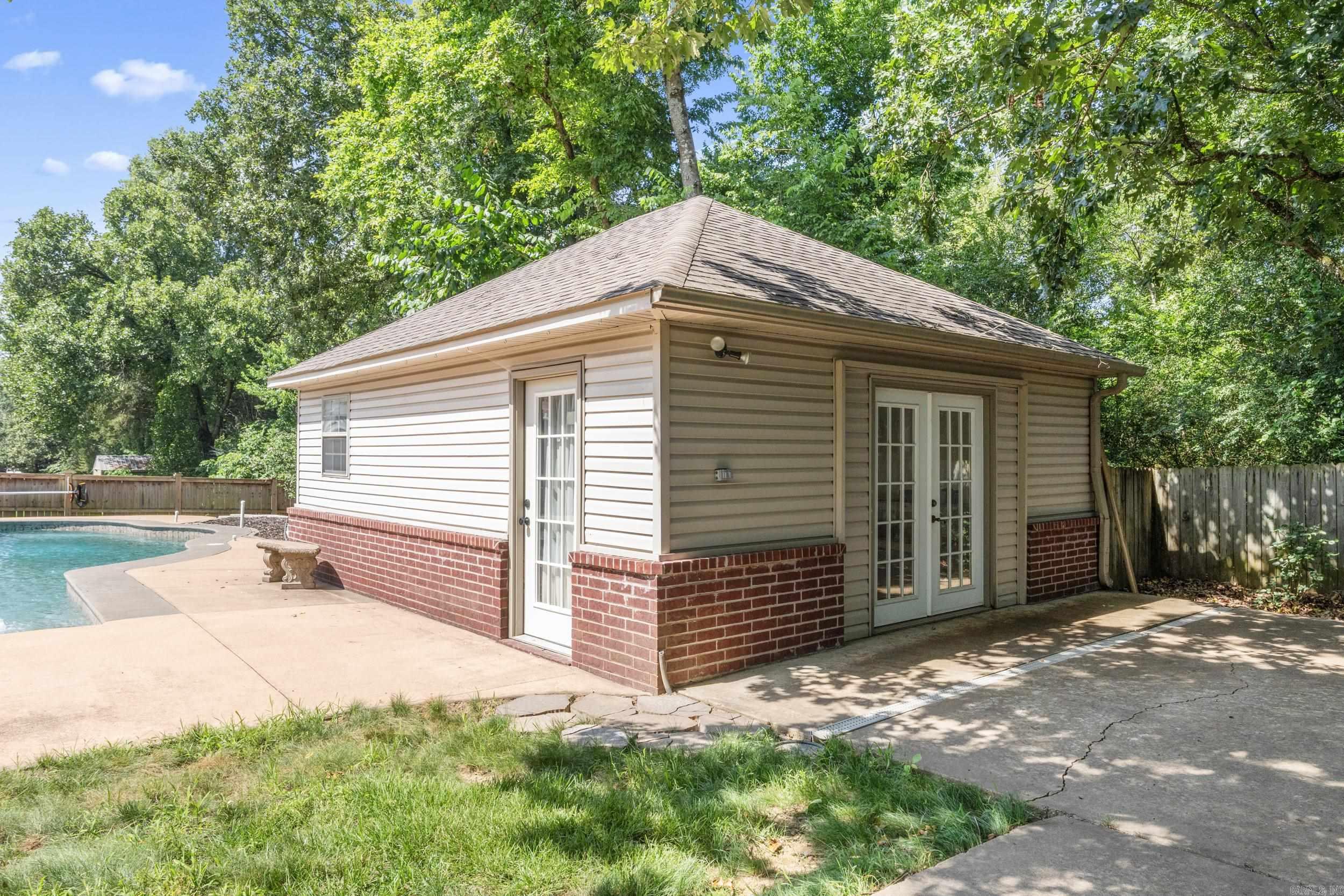 39 Trenton Drive