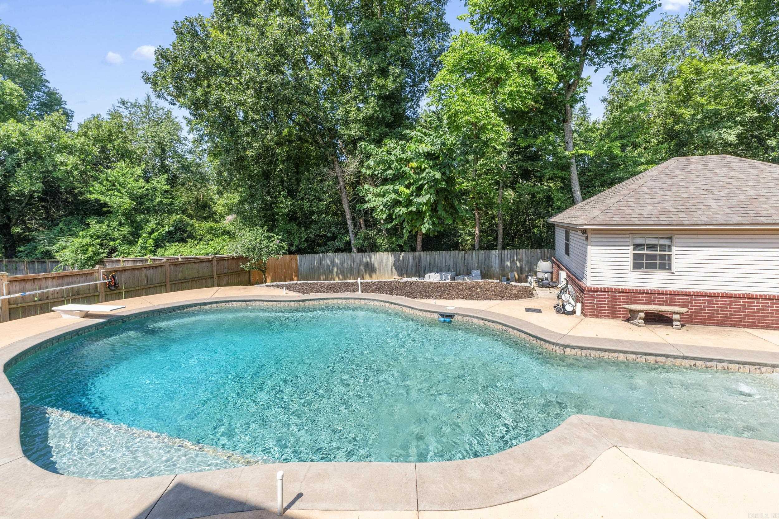 39 Trenton Drive