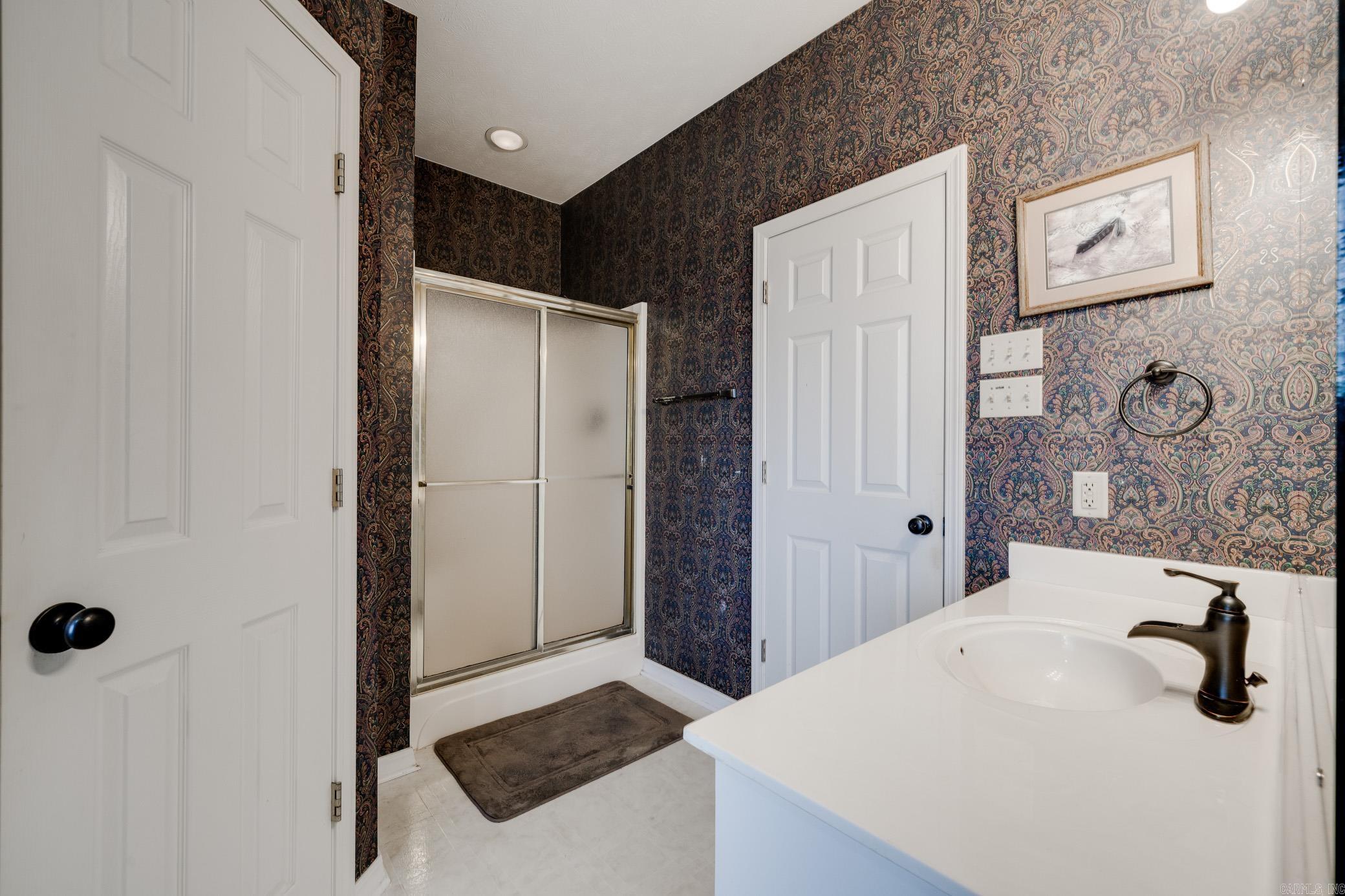 3255 Chrysler Cove