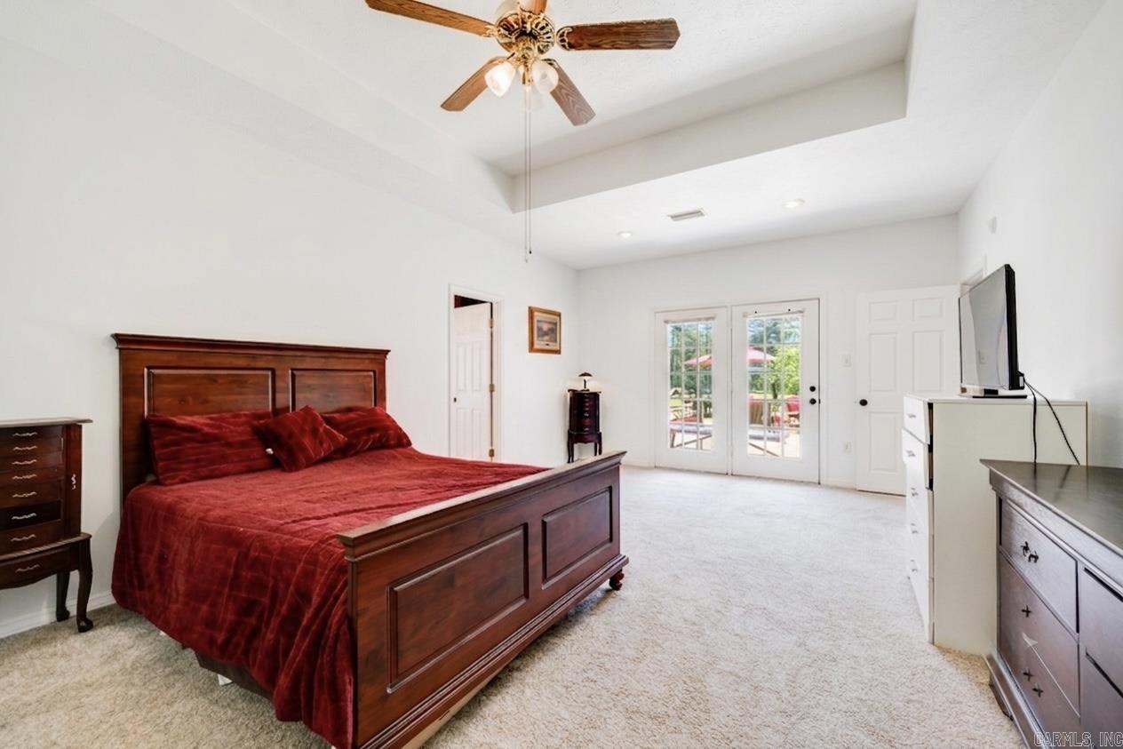 3255 Chrysler Cove