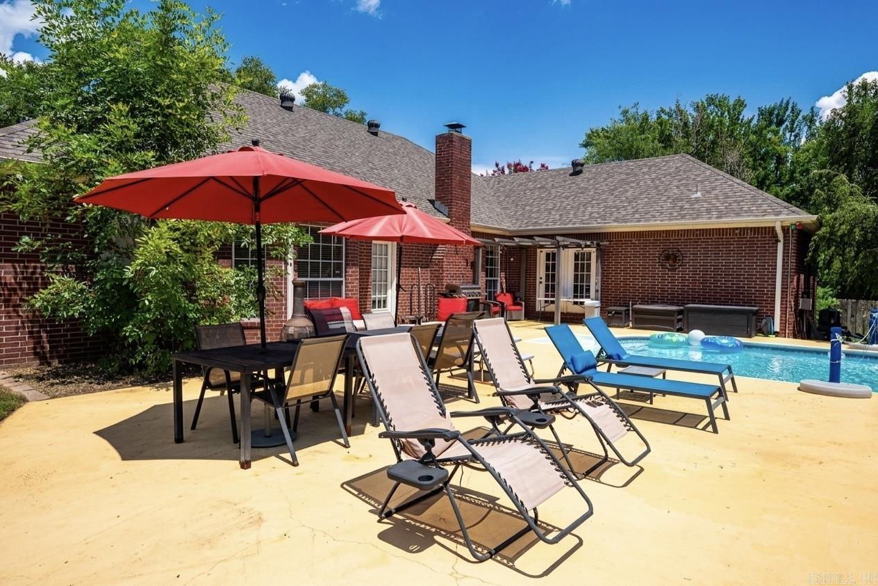 3255 Chrysler Cove