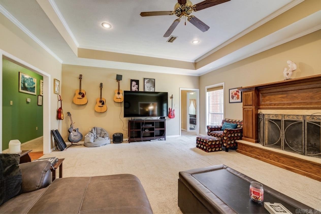 3255 Chrysler Cove