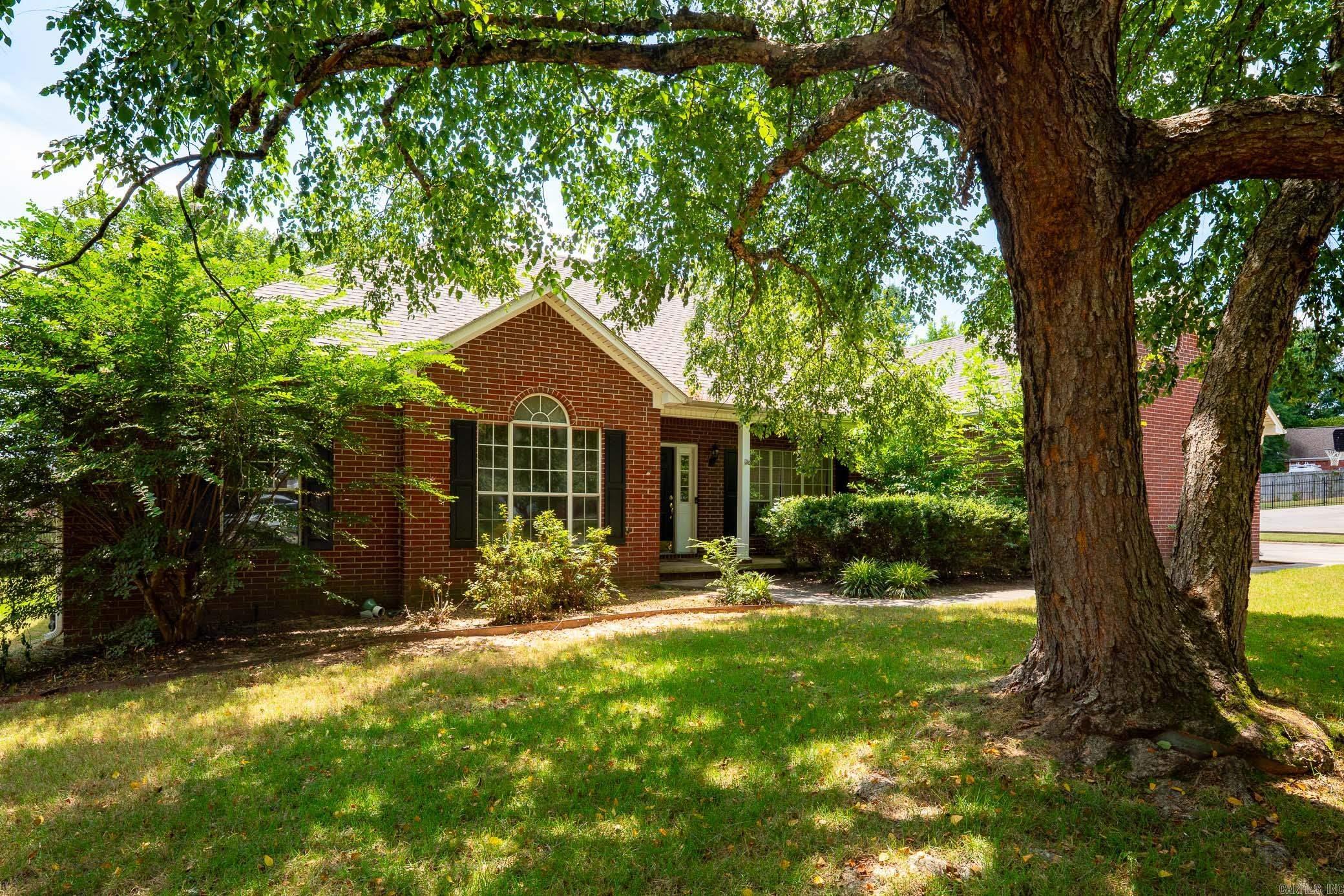 3255 Chrysler Cove