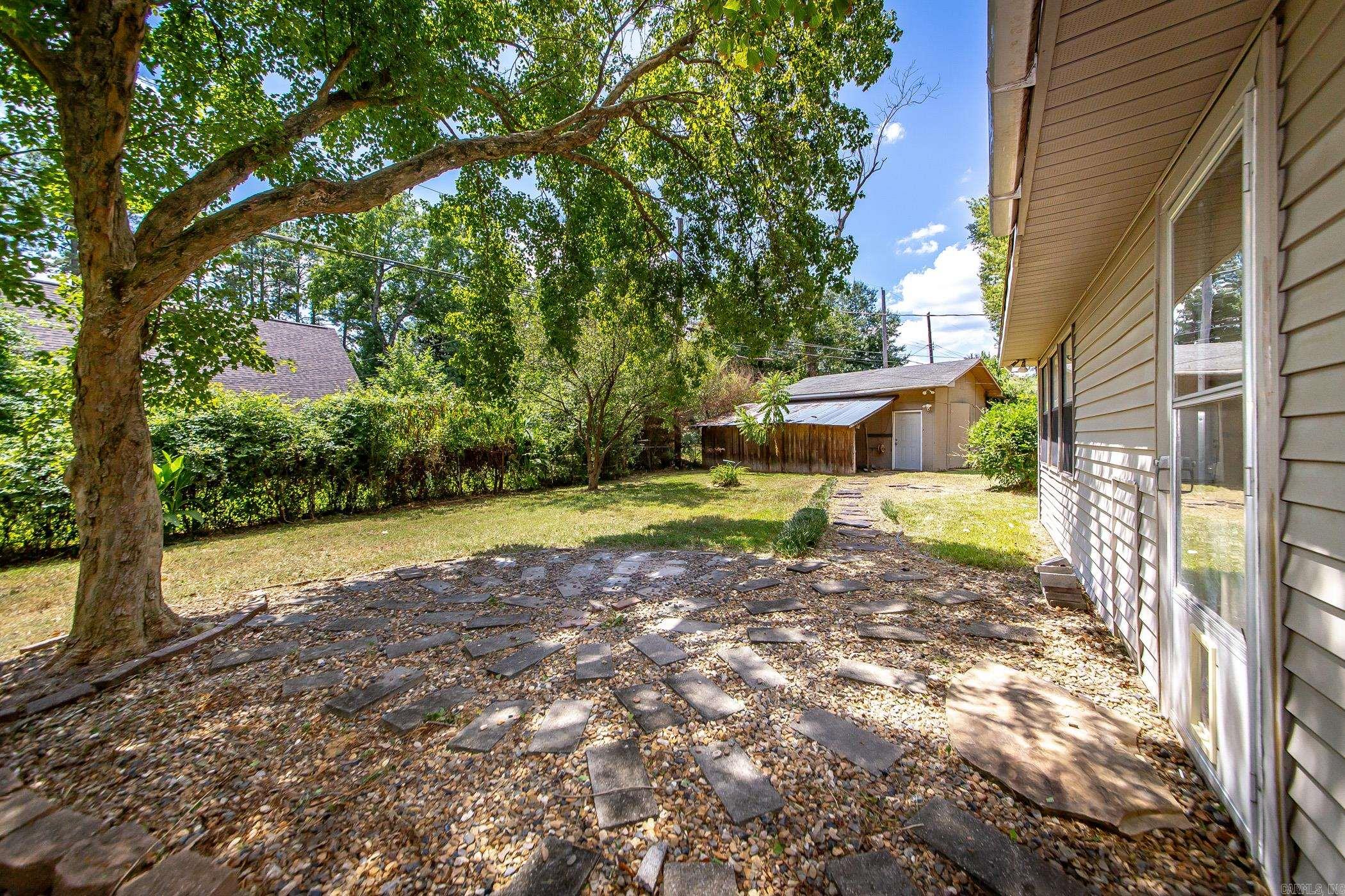1311 Lee Street