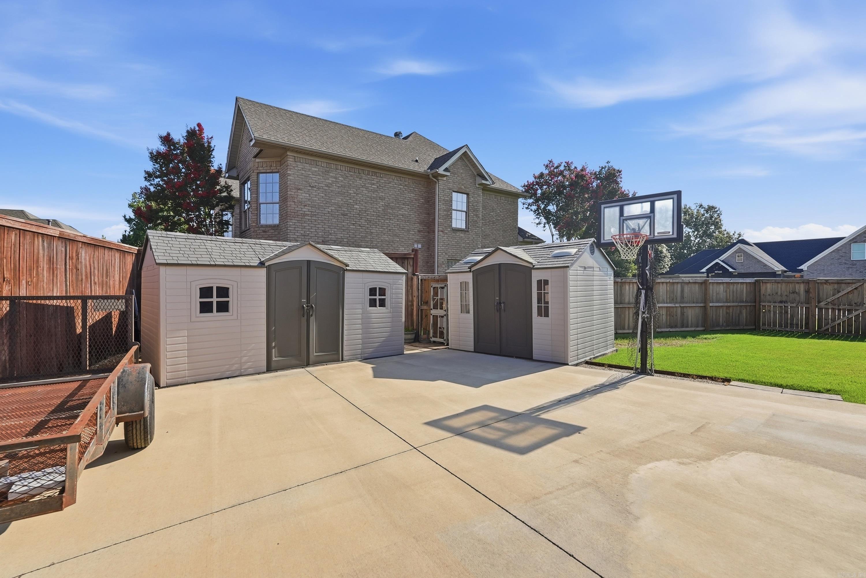 405 Esplanade Ave