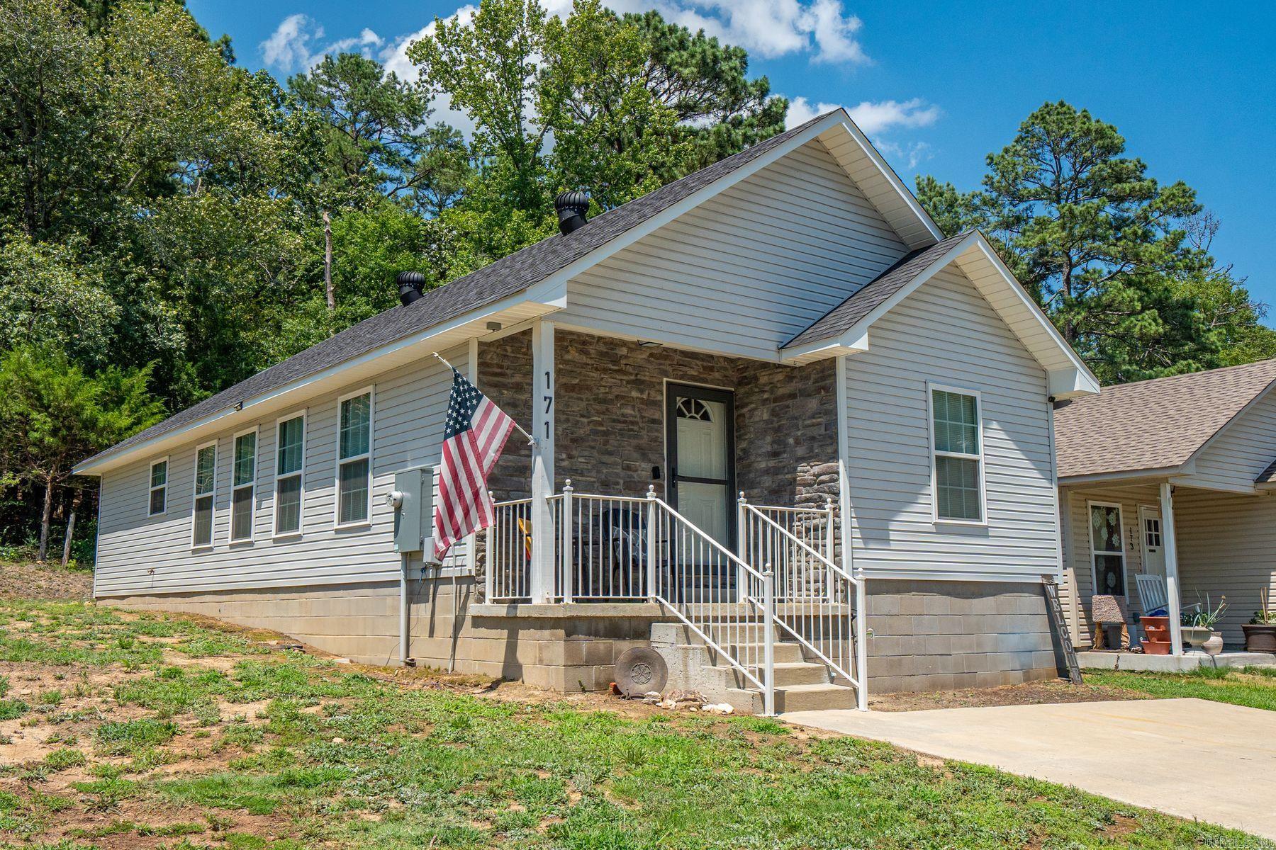 171 Chelle Street