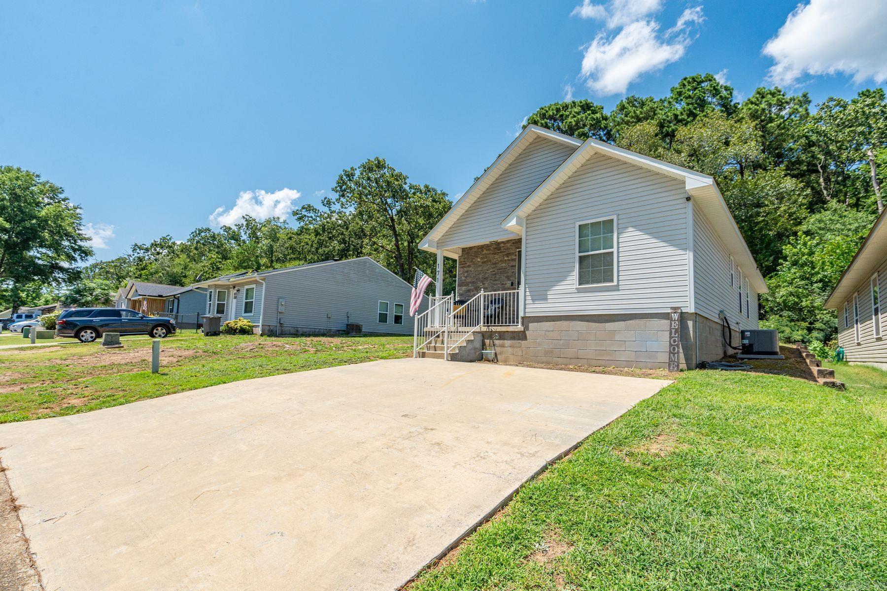 171 Chelle Street