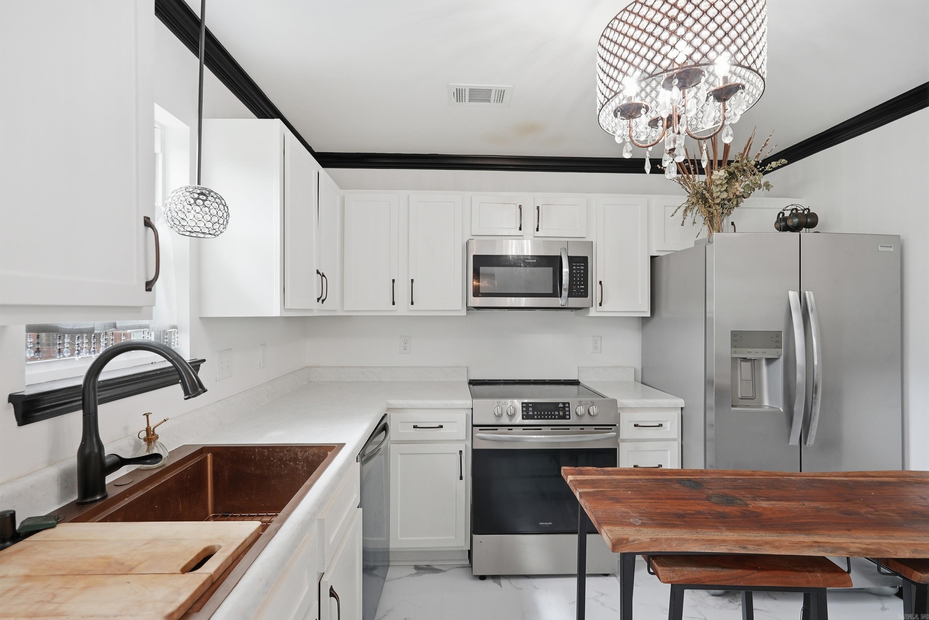 200 Pine Forest Drive Unit: E1