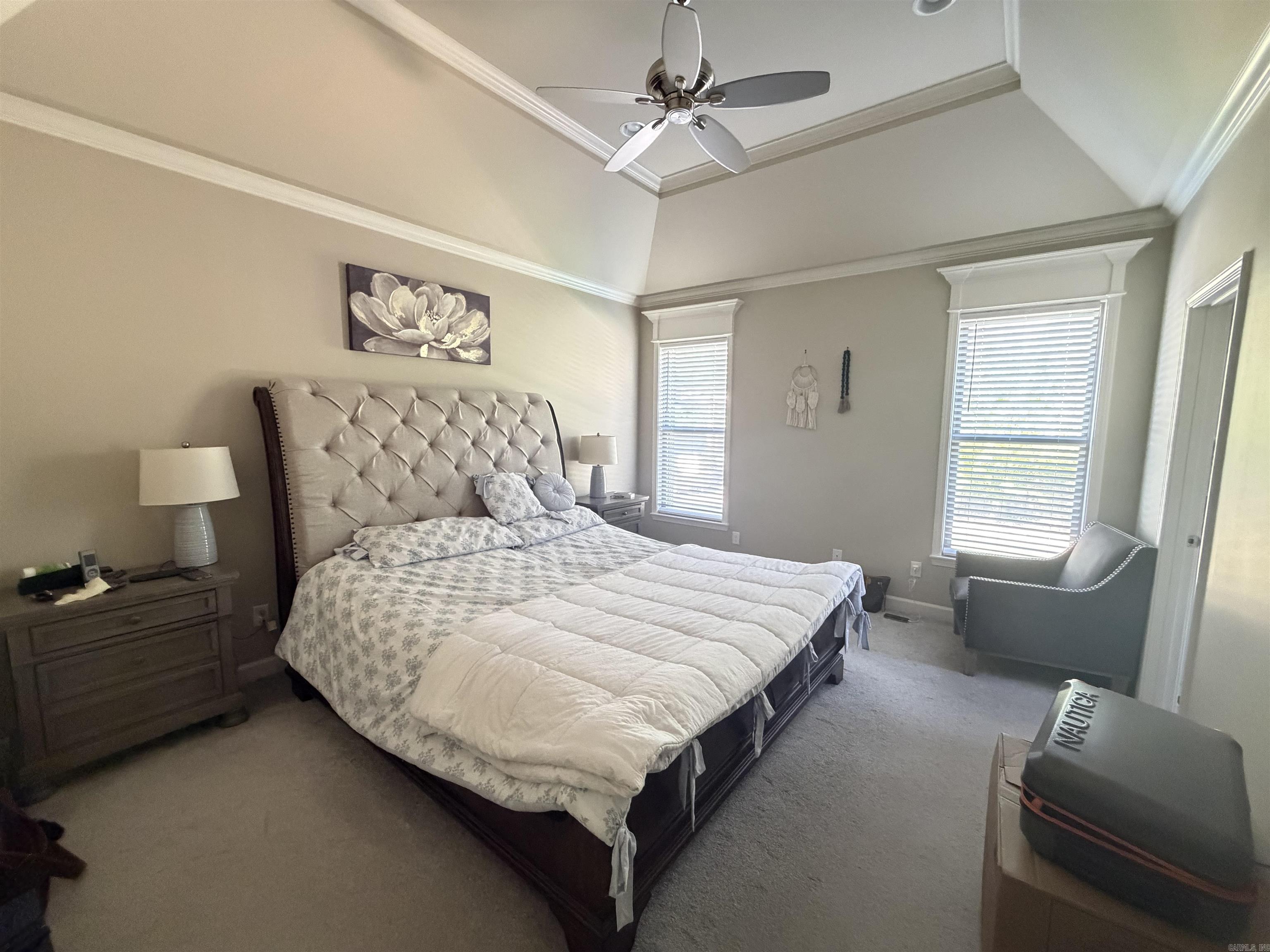 4 piper ln