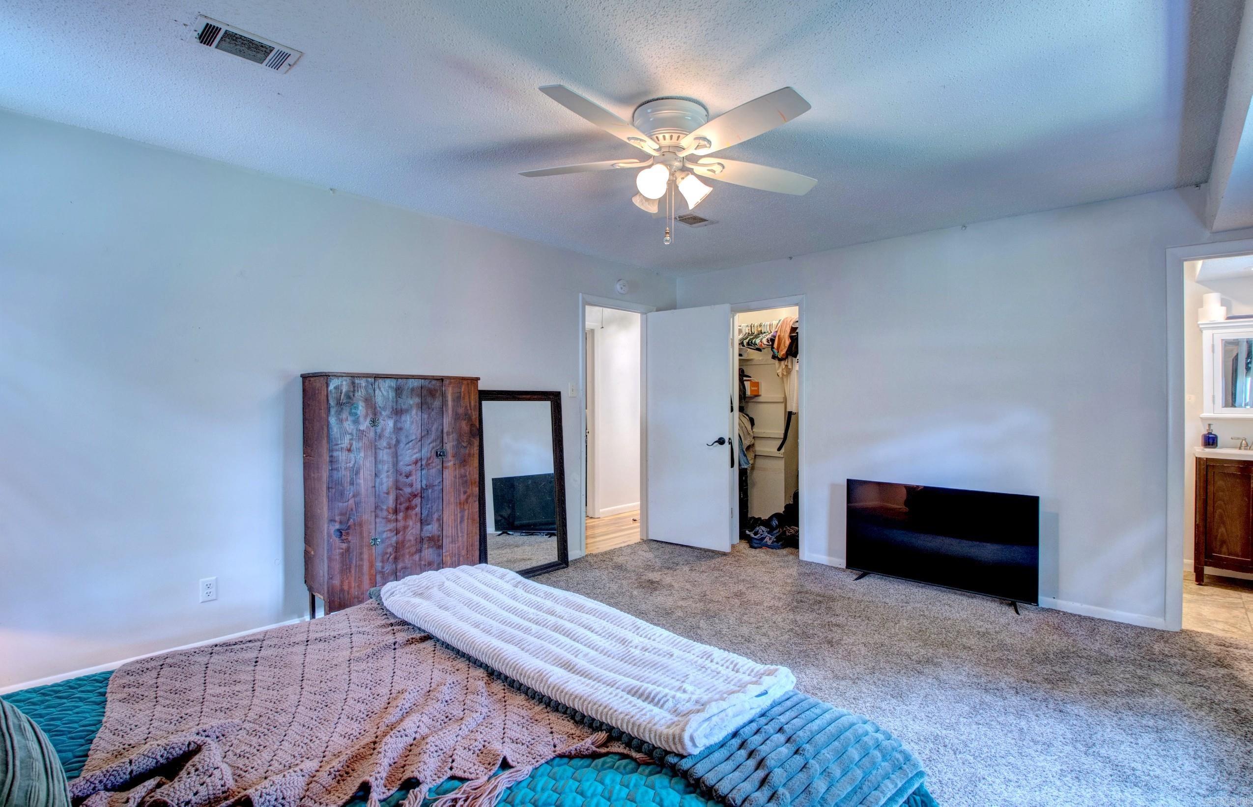 5401 Western Hills Avenue