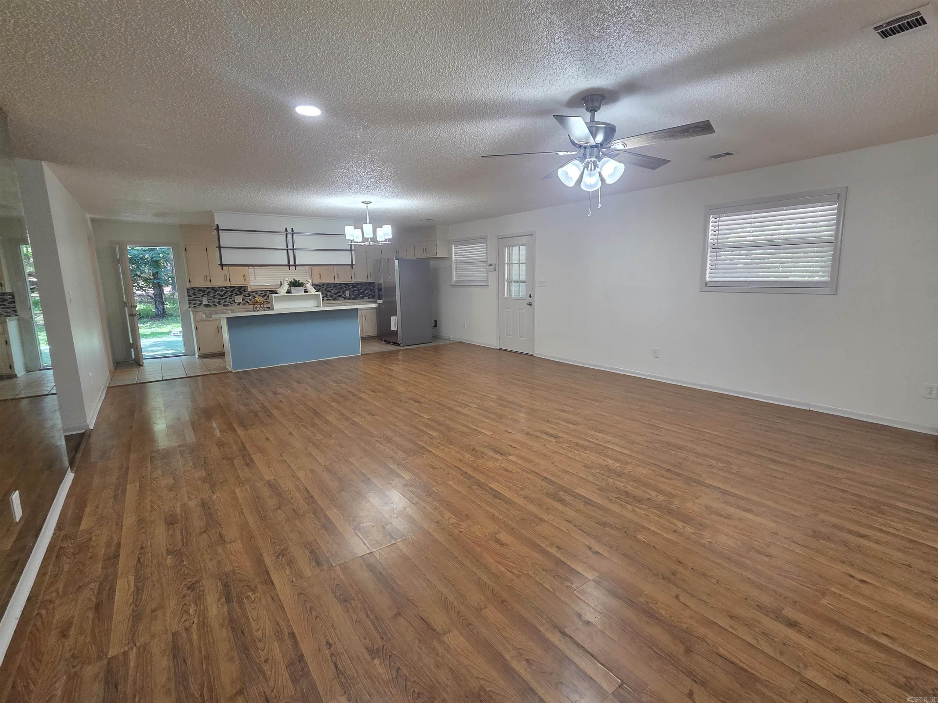 450 Plum Hollow Boulevard
