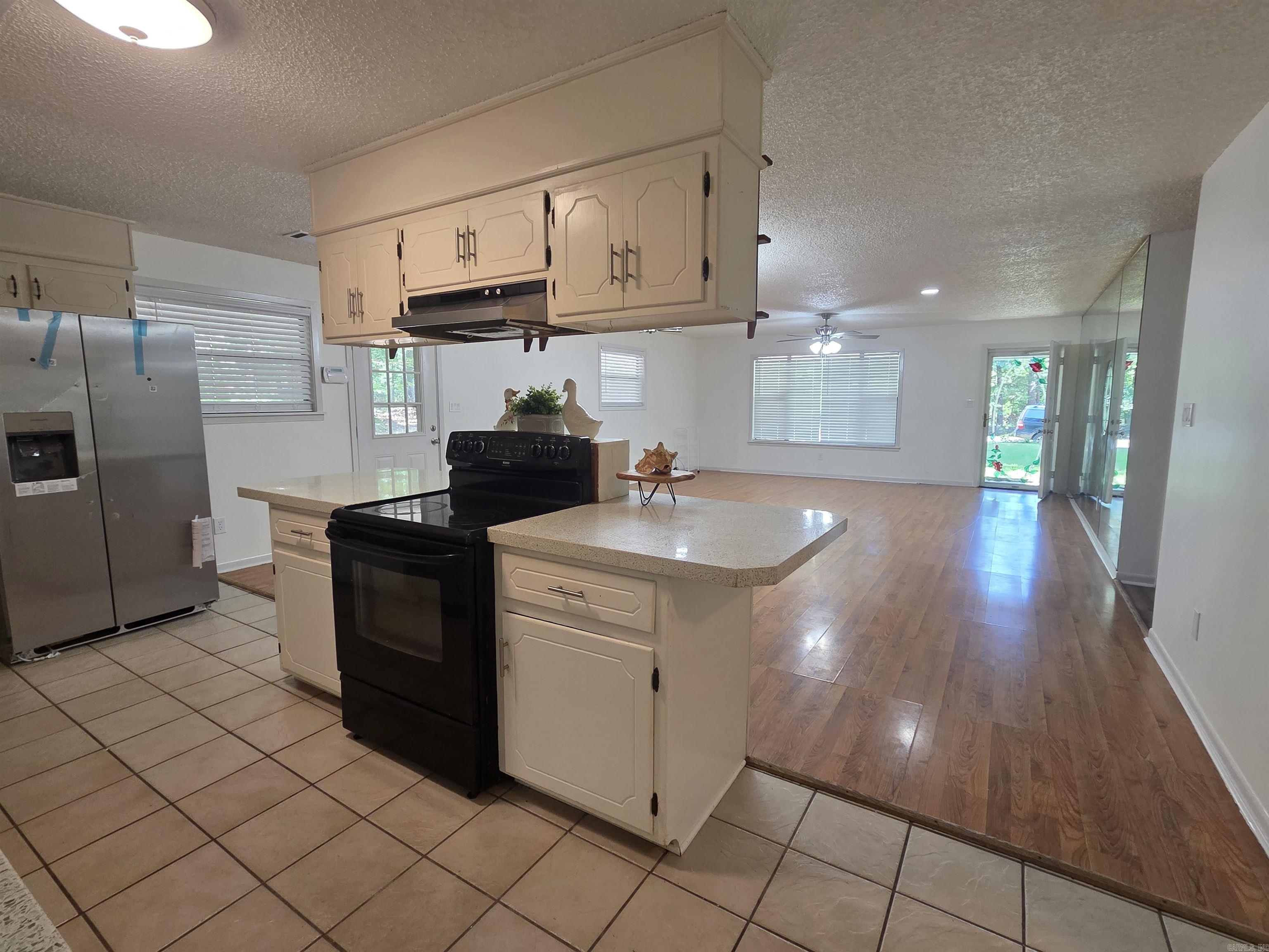 450 Plum Hollow Boulevard