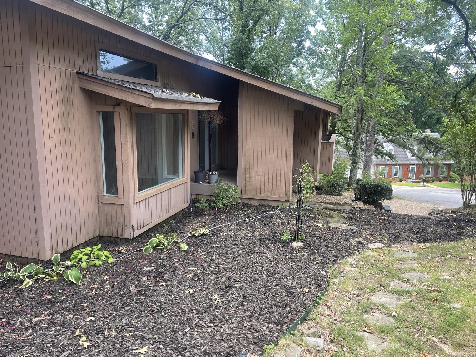 3 Catina Ct