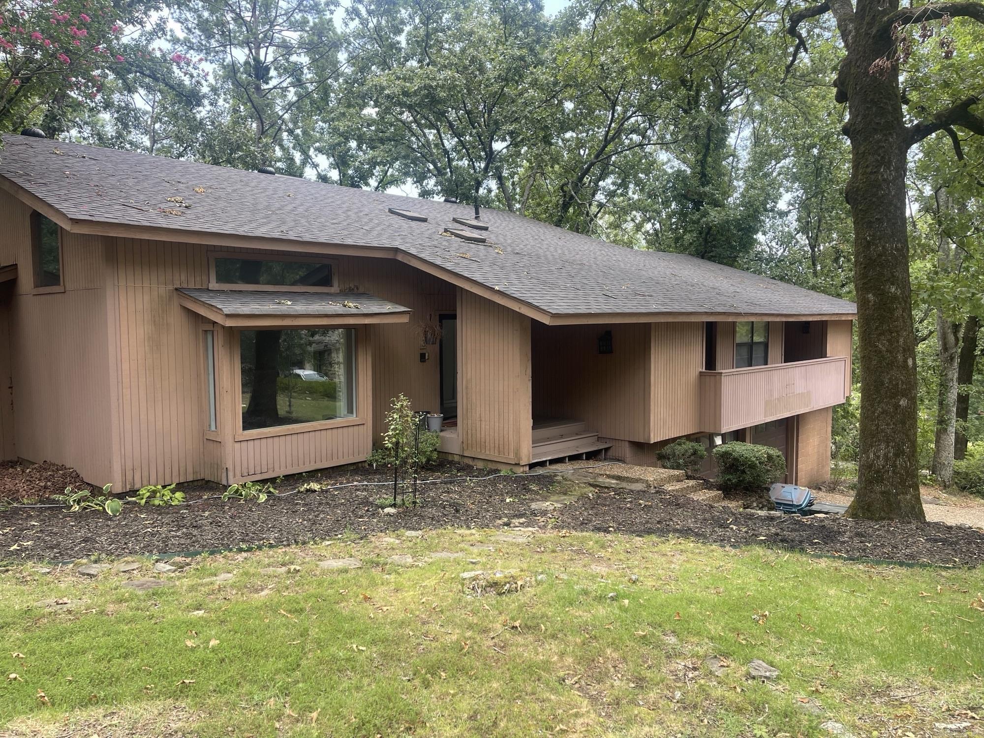 3 Catina Ct