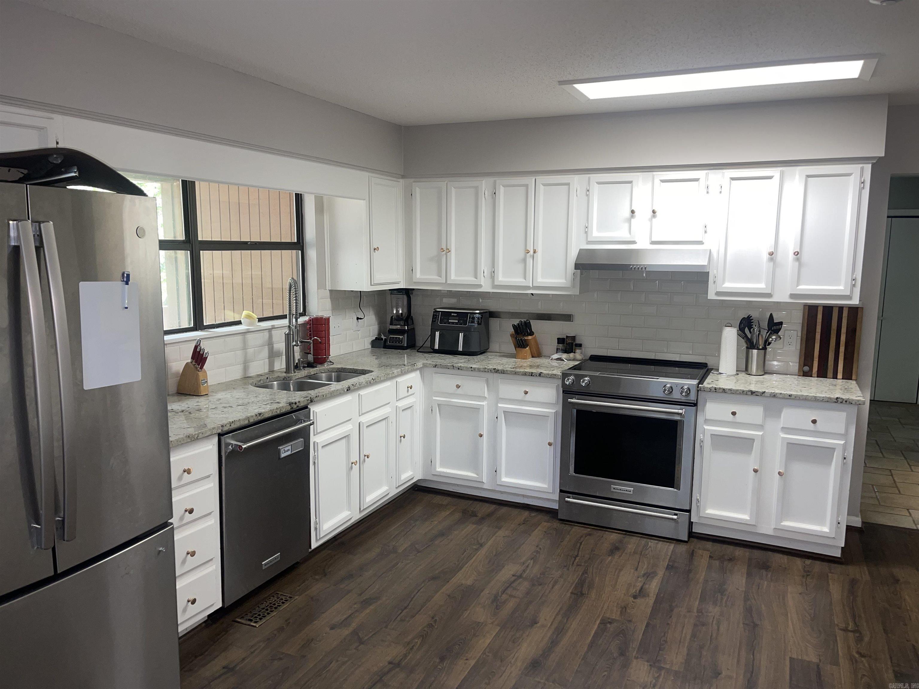 3 Catina Ct