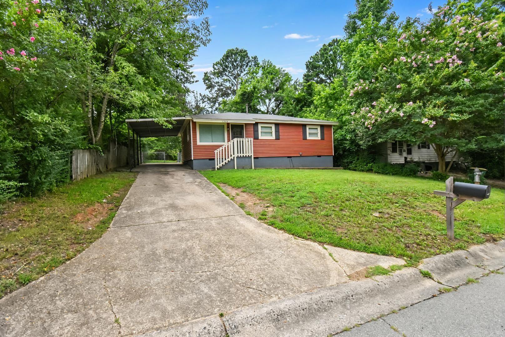 7325 Twin Oaks Road