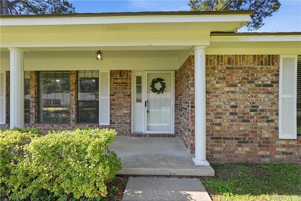 2503 W 2Nd Pl Place