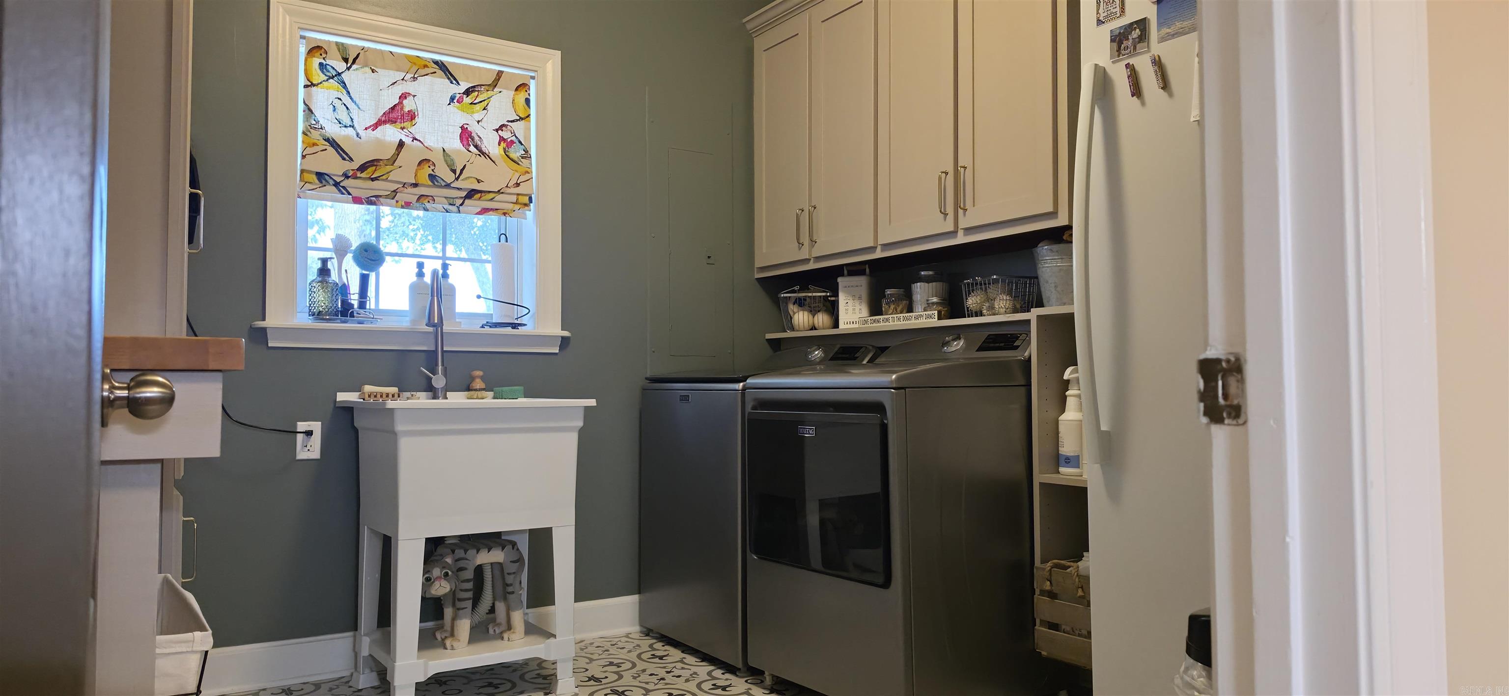 492 Highway 64B