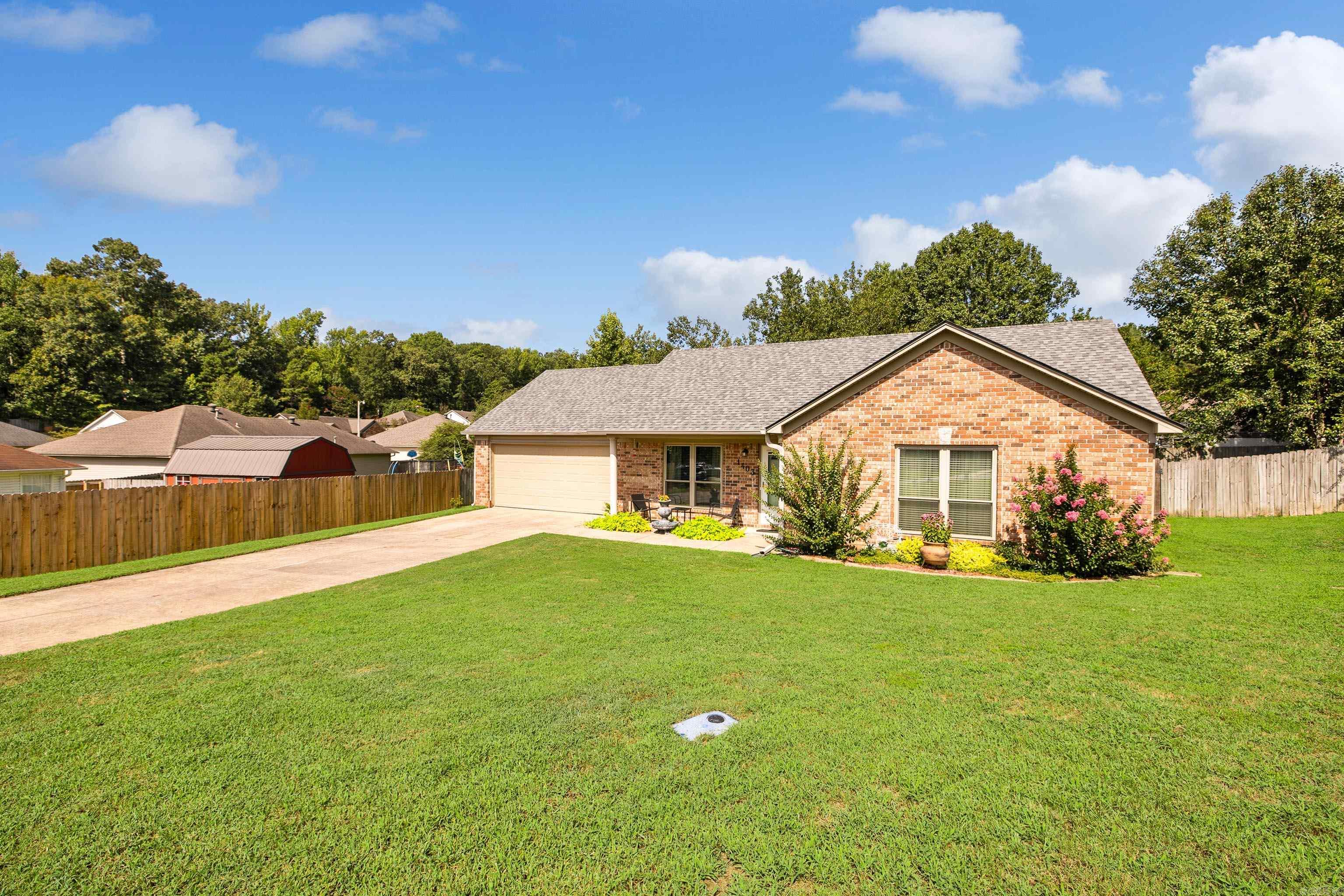 1403 Overview Cove