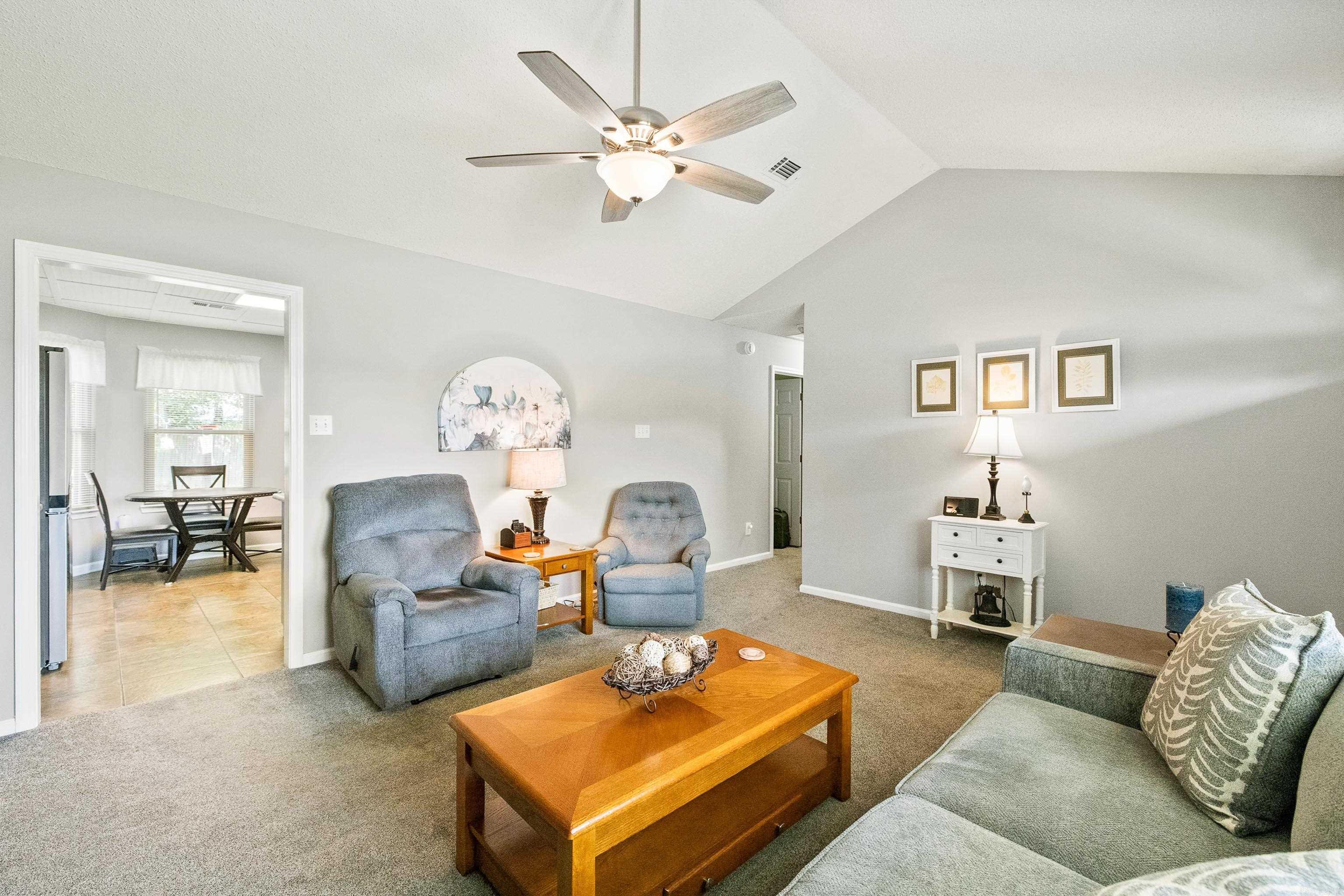 1403 Overview Cove