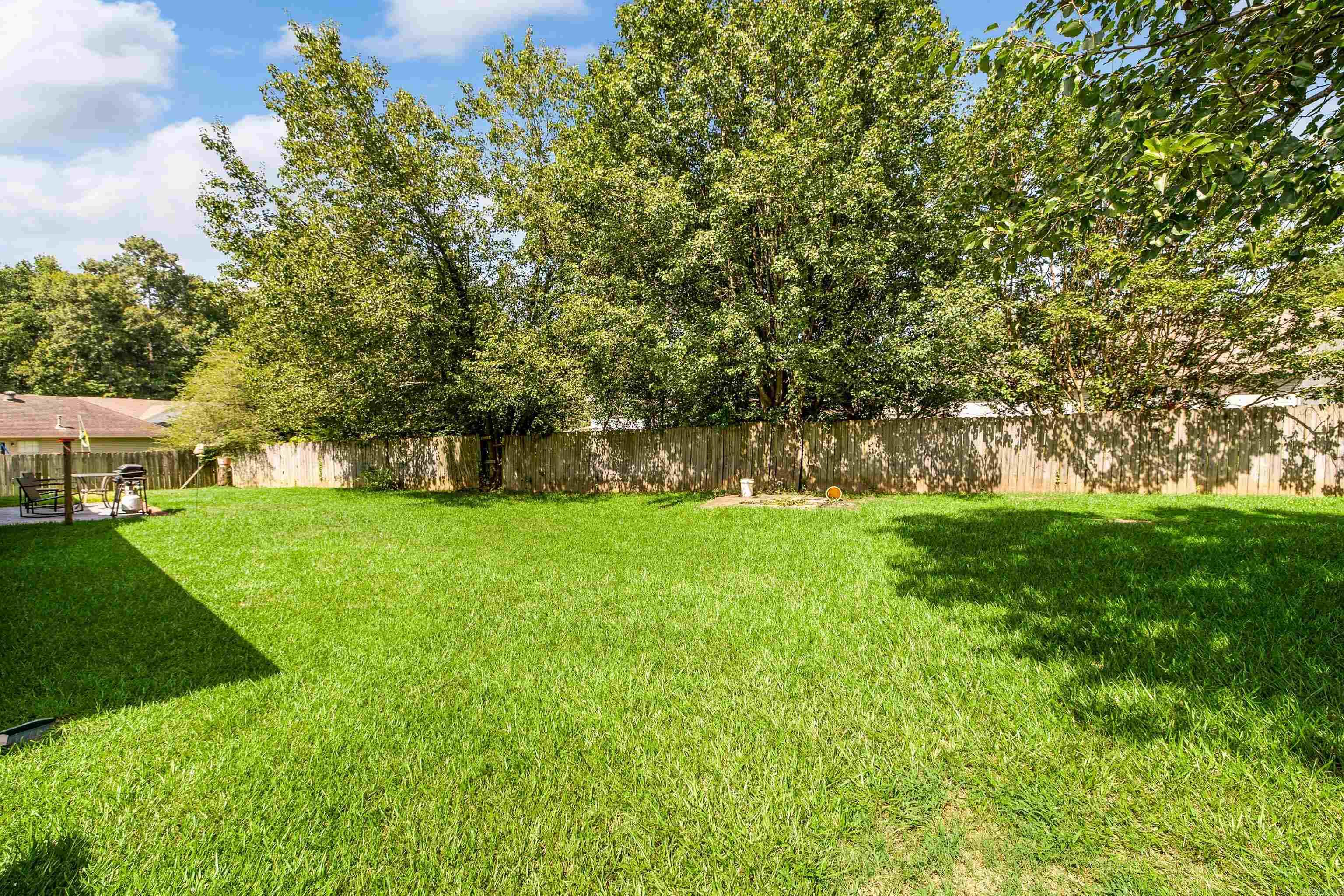 1403 Overview Cove