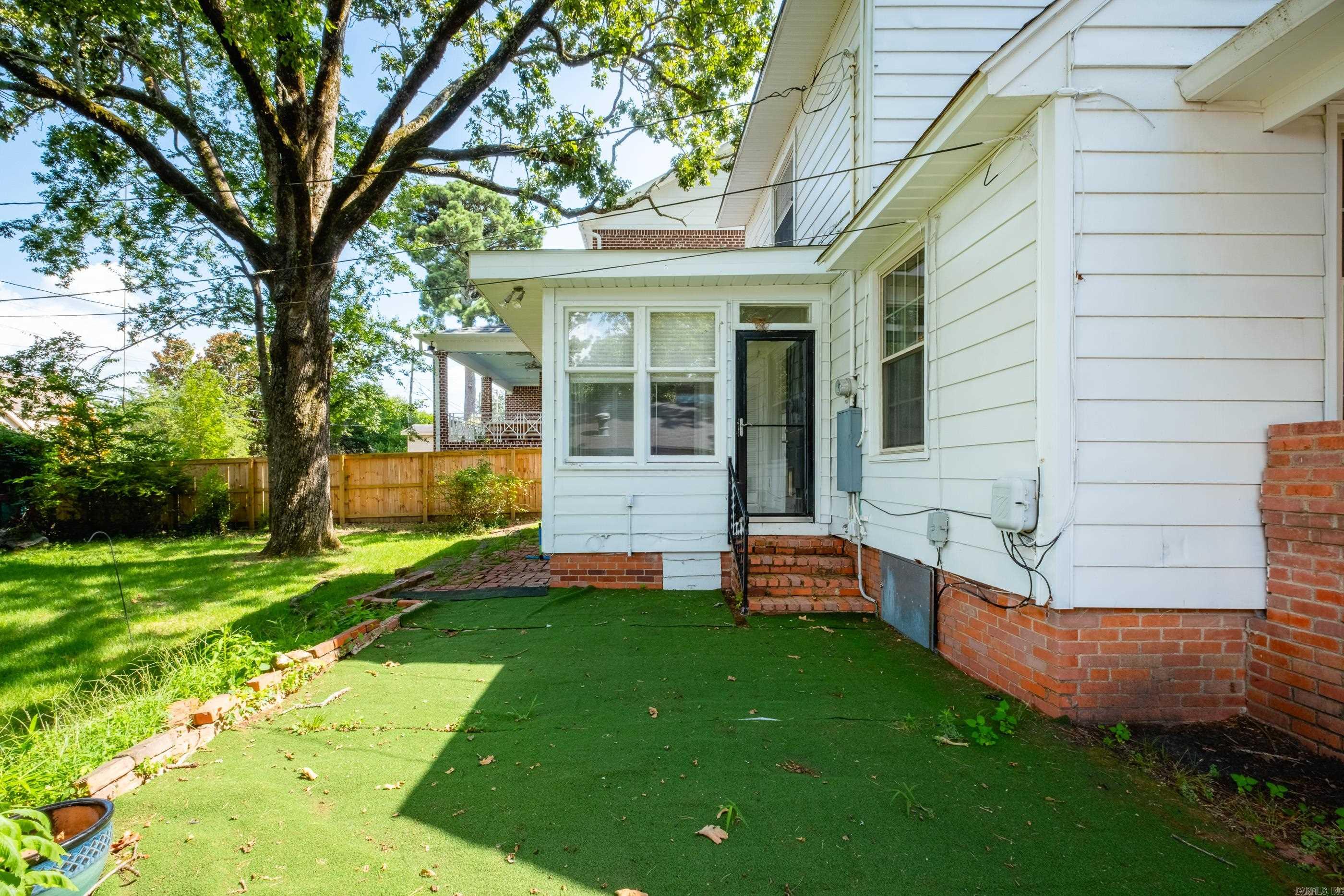 2919 Fillmore