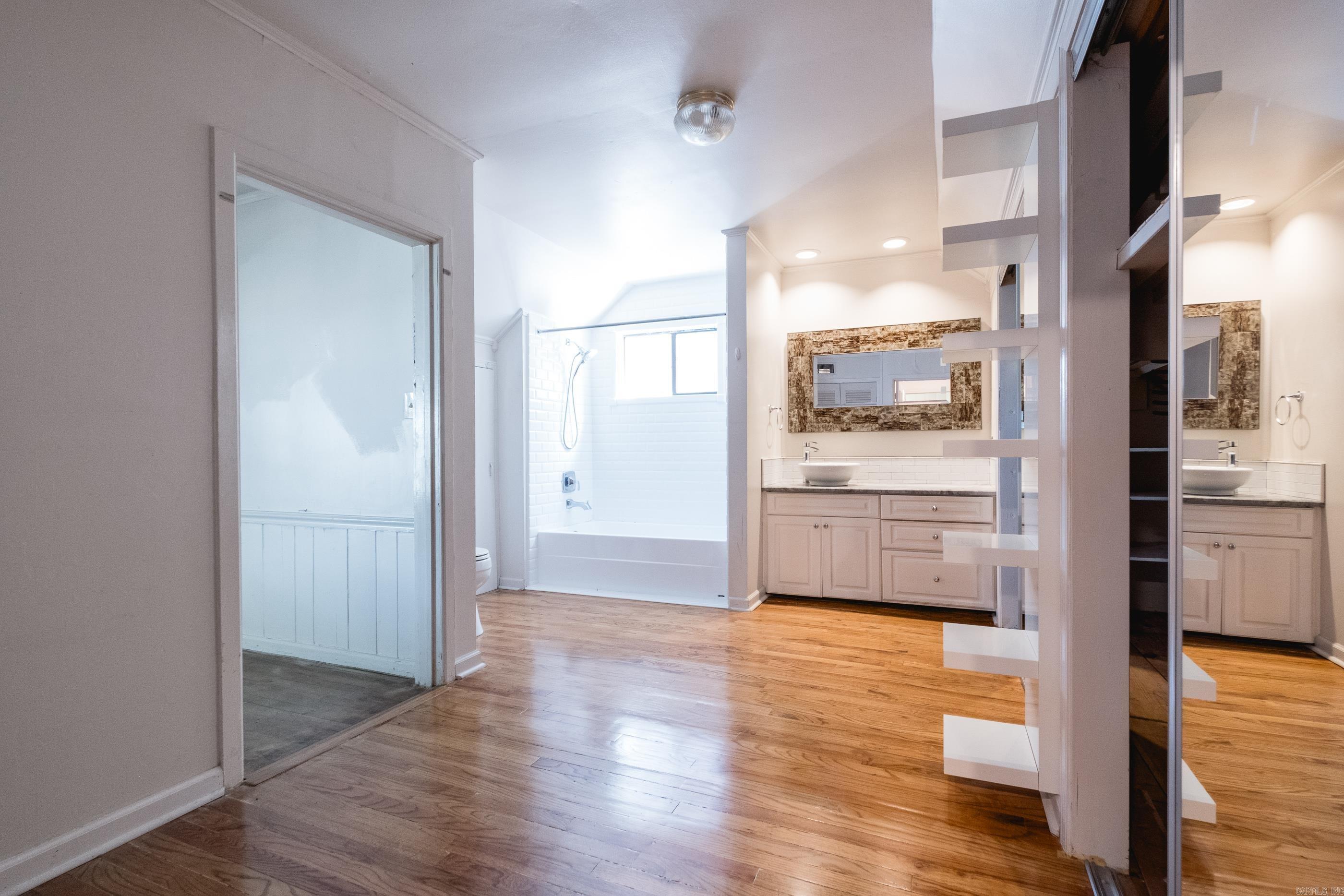 2919 Fillmore