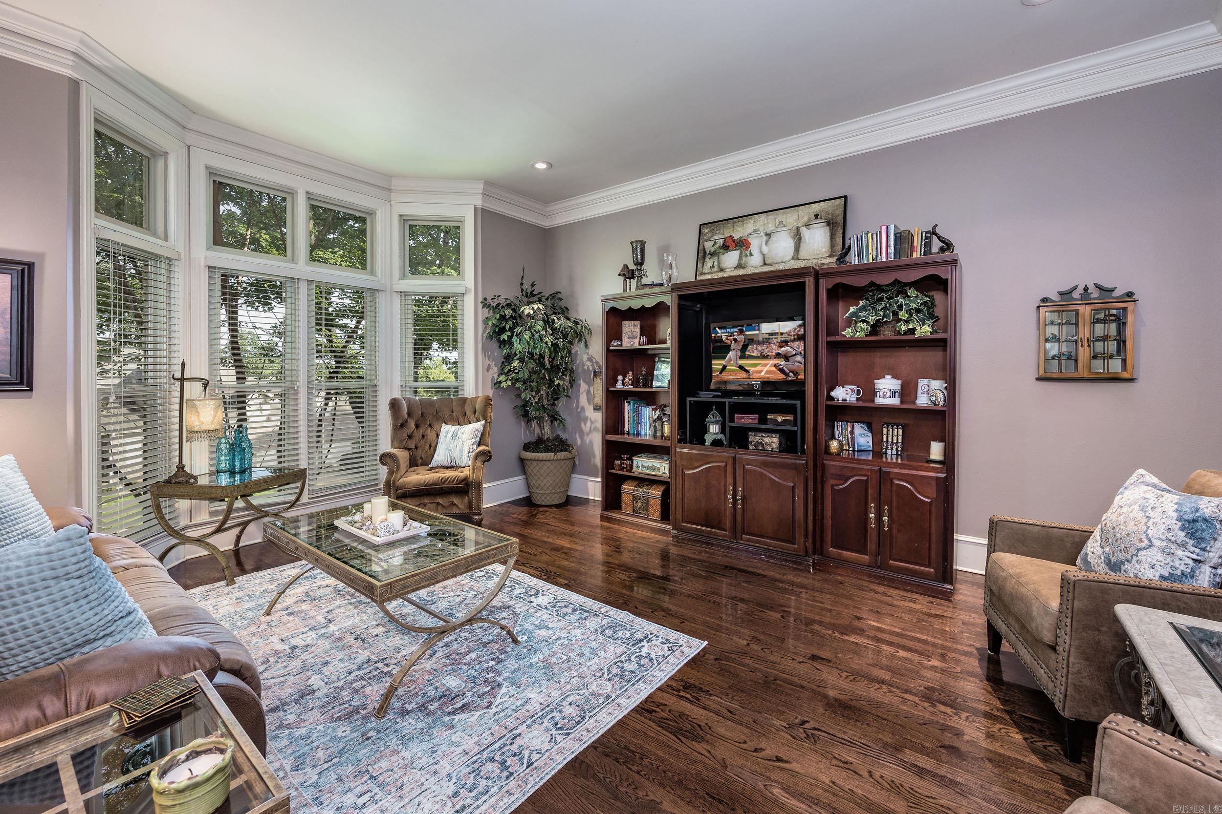 6 Piney Lane