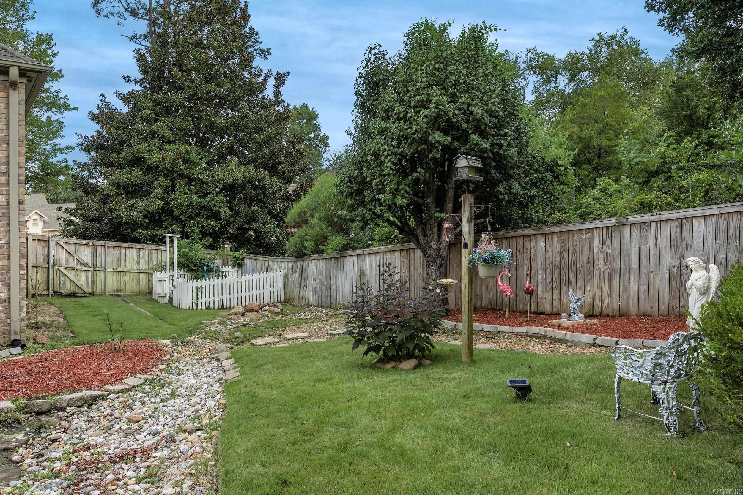 6 Piney Lane