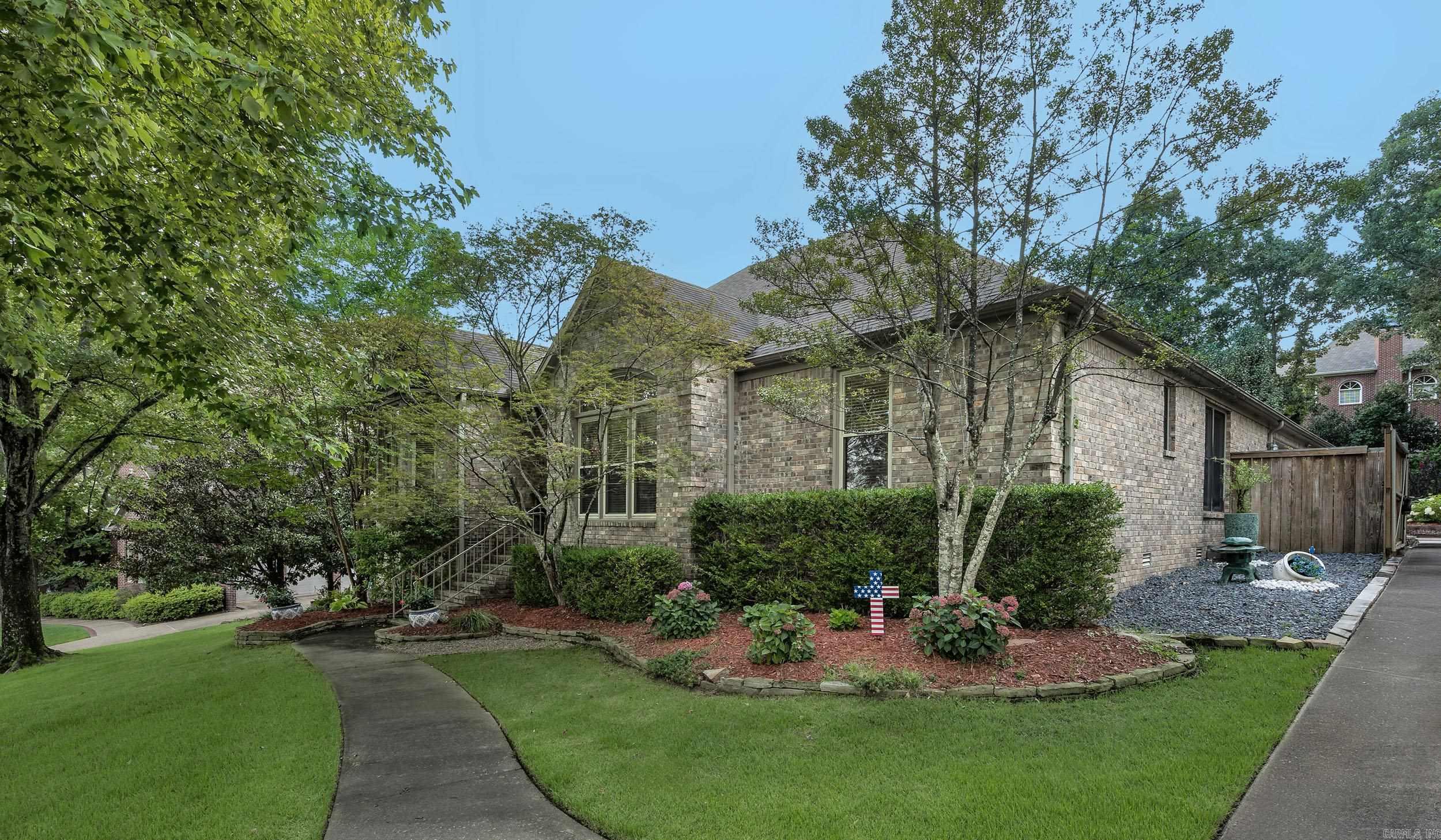 6 Piney Lane