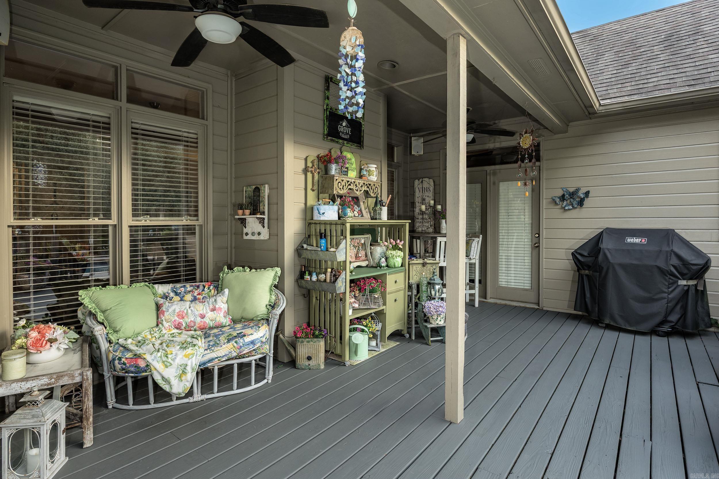 6 Piney Lane