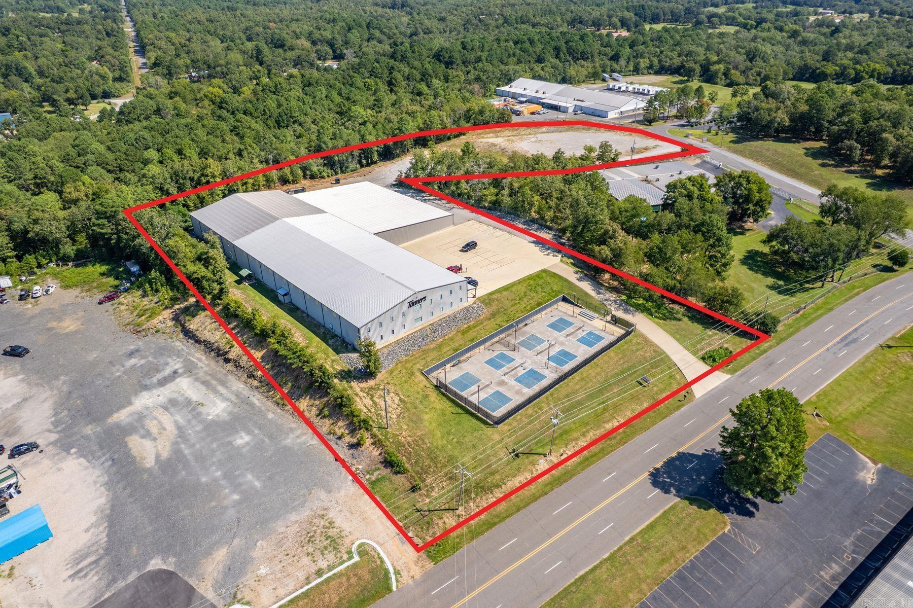 736 (5k-sf) Mid America Boulevard